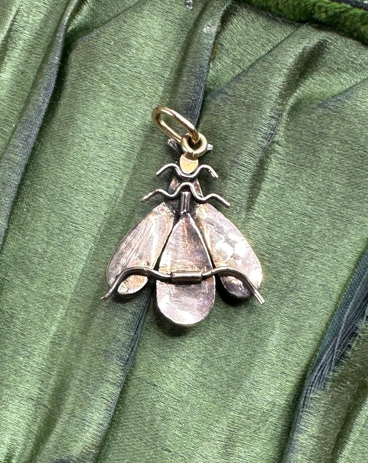 Art Deco Bohemia Granate Abeja Escarabajo Insecto Mosca Colgante Collar Perla Oro en venta 6