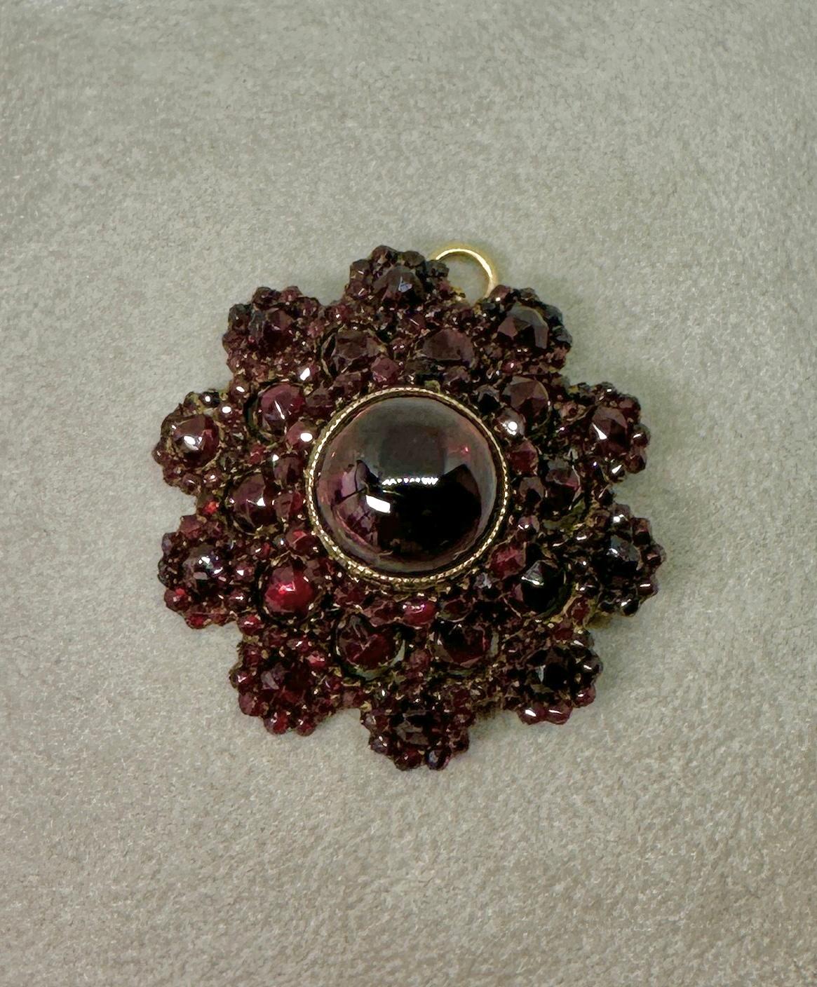 Art Deco Bohemian Garnet Pendant Lavaliere Necklace Brooch 13mm Cabochon Antique For Sale 2