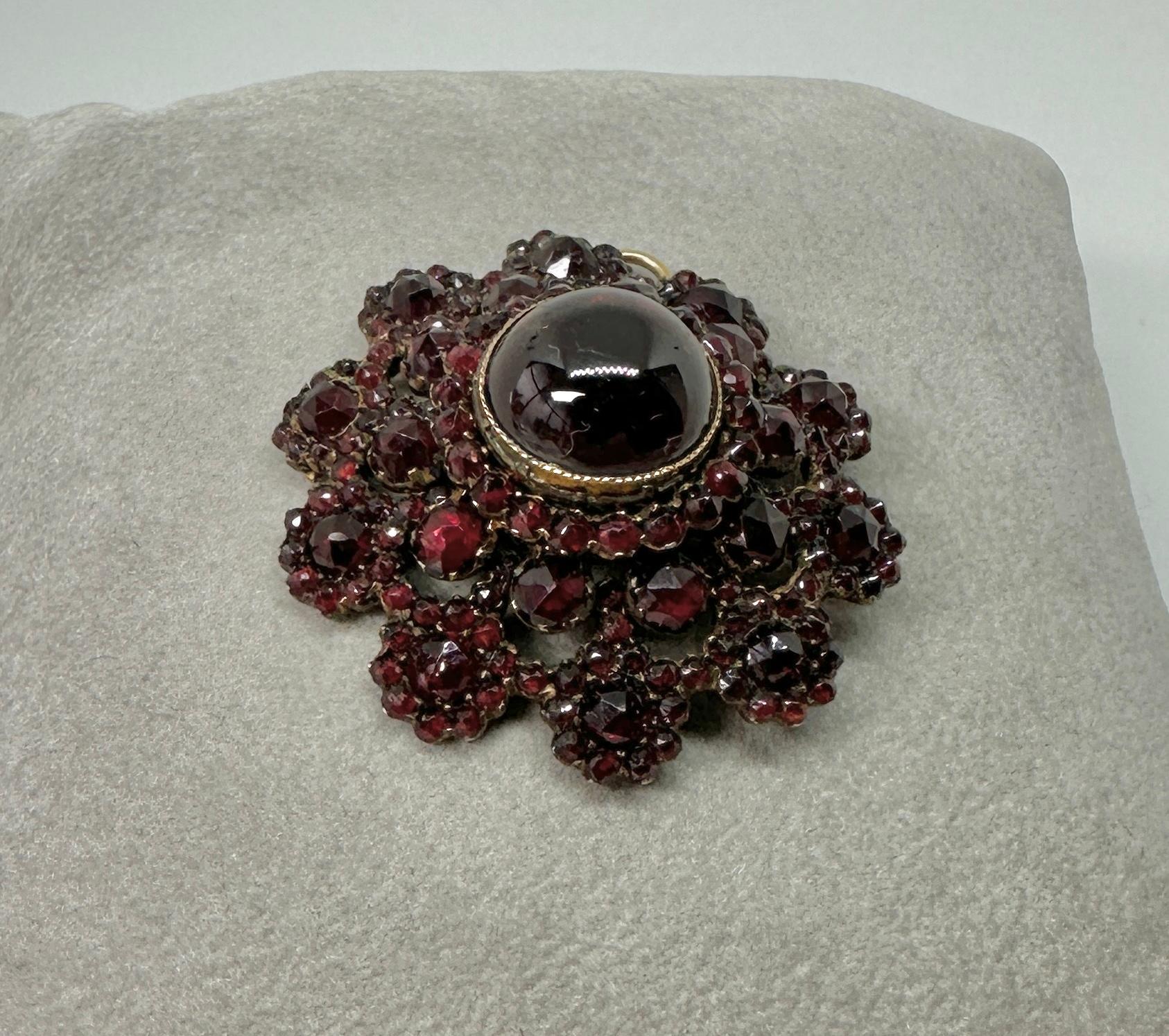 Art Deco Bohemian Garnet Pendant Lavaliere Necklace Brooch 13mm Cabochon Antique For Sale 3