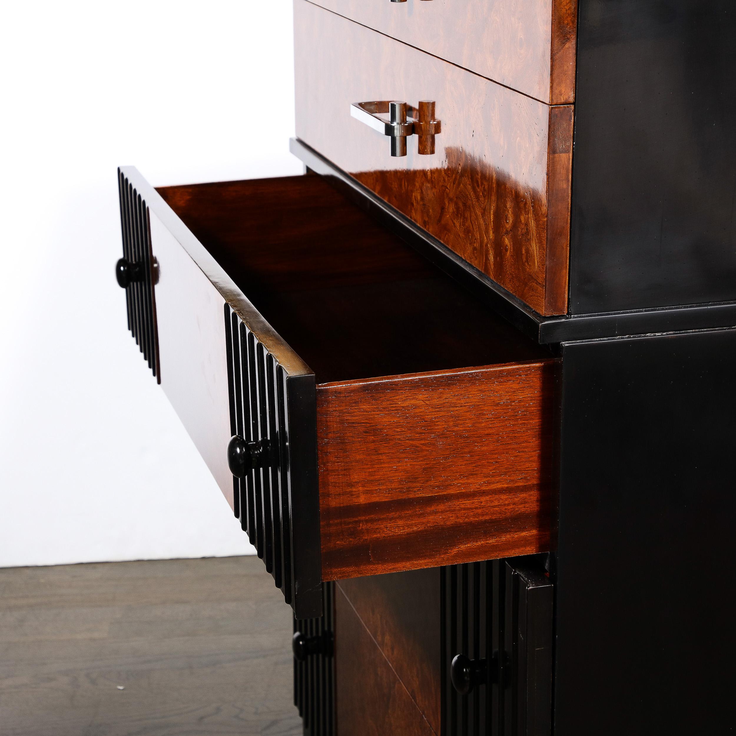 Art Deco Book-Matched & Burled Walnut, Chrome Pulls & Fluted Black Lacquer Chest im Angebot 4