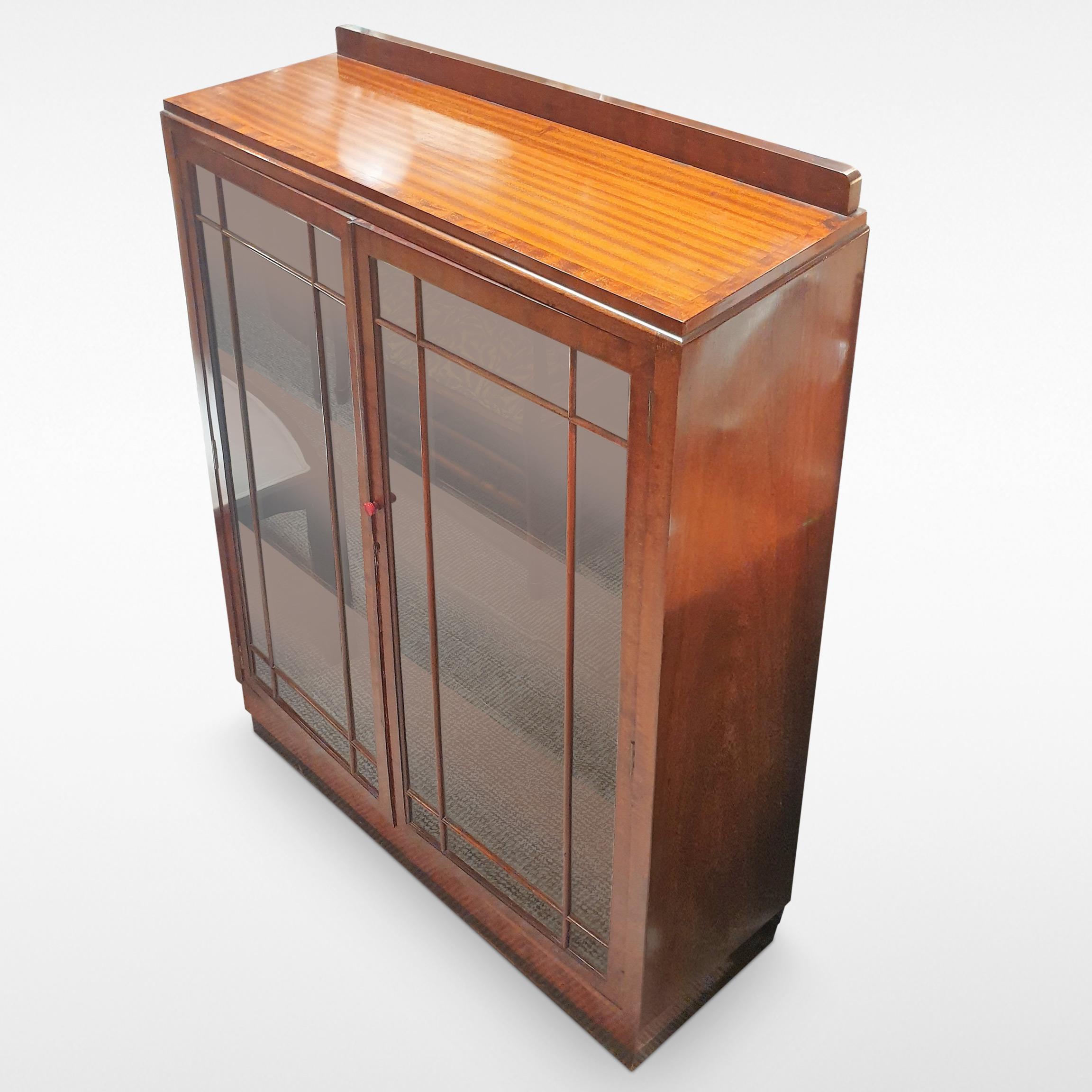English Art Deco Bookcase or Display Cabinet in Mahogany For Sale