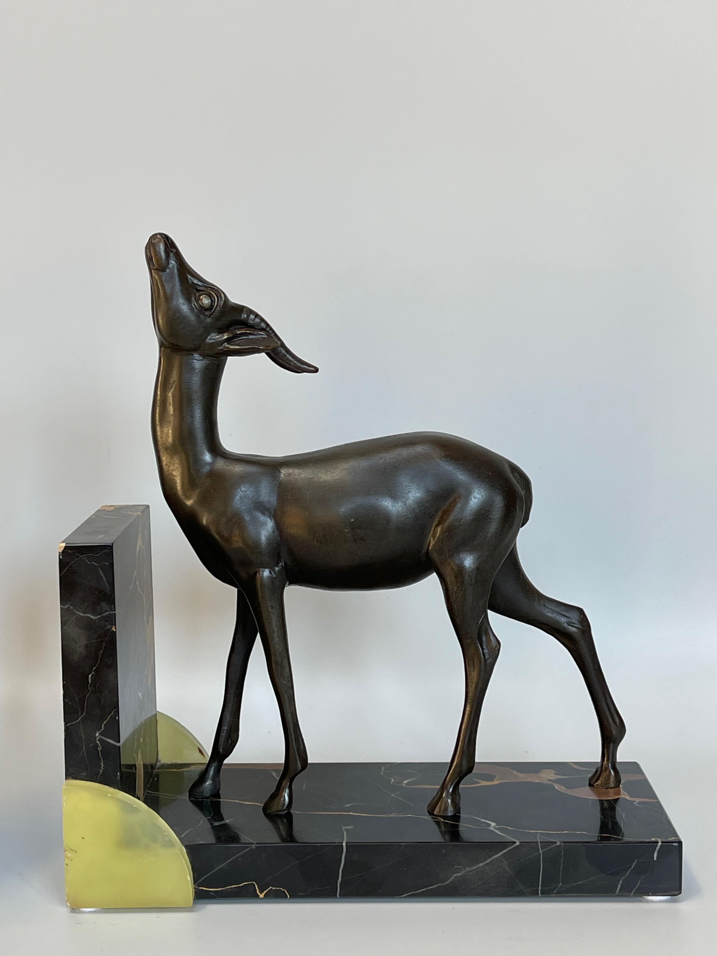 Serre-livres Art Déco Antilopes signé Limousin en vente 7
