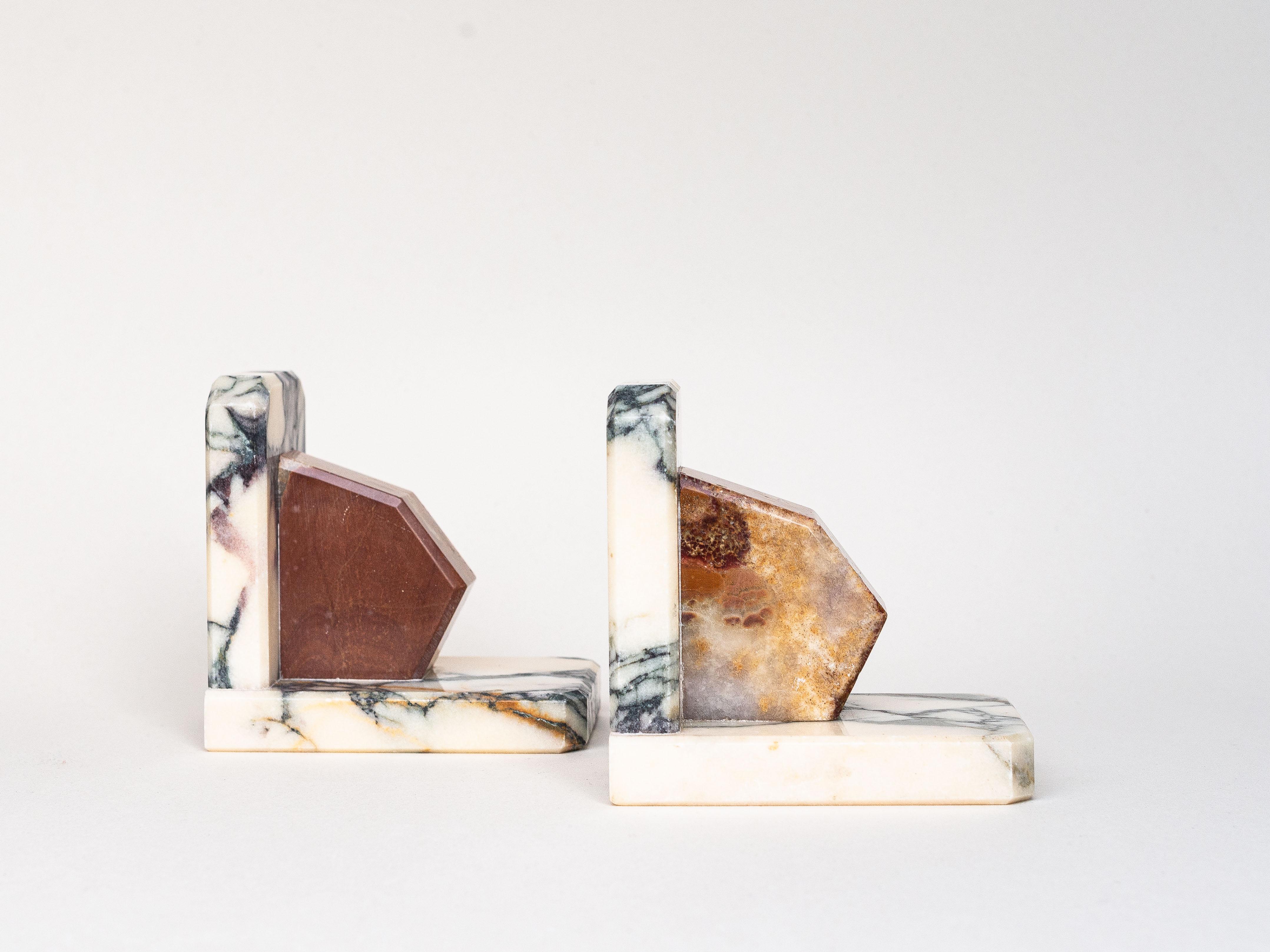 20th Century Art Deco Bookends in White Marble and Brown Onyx, Mid-Century Modern For Sale