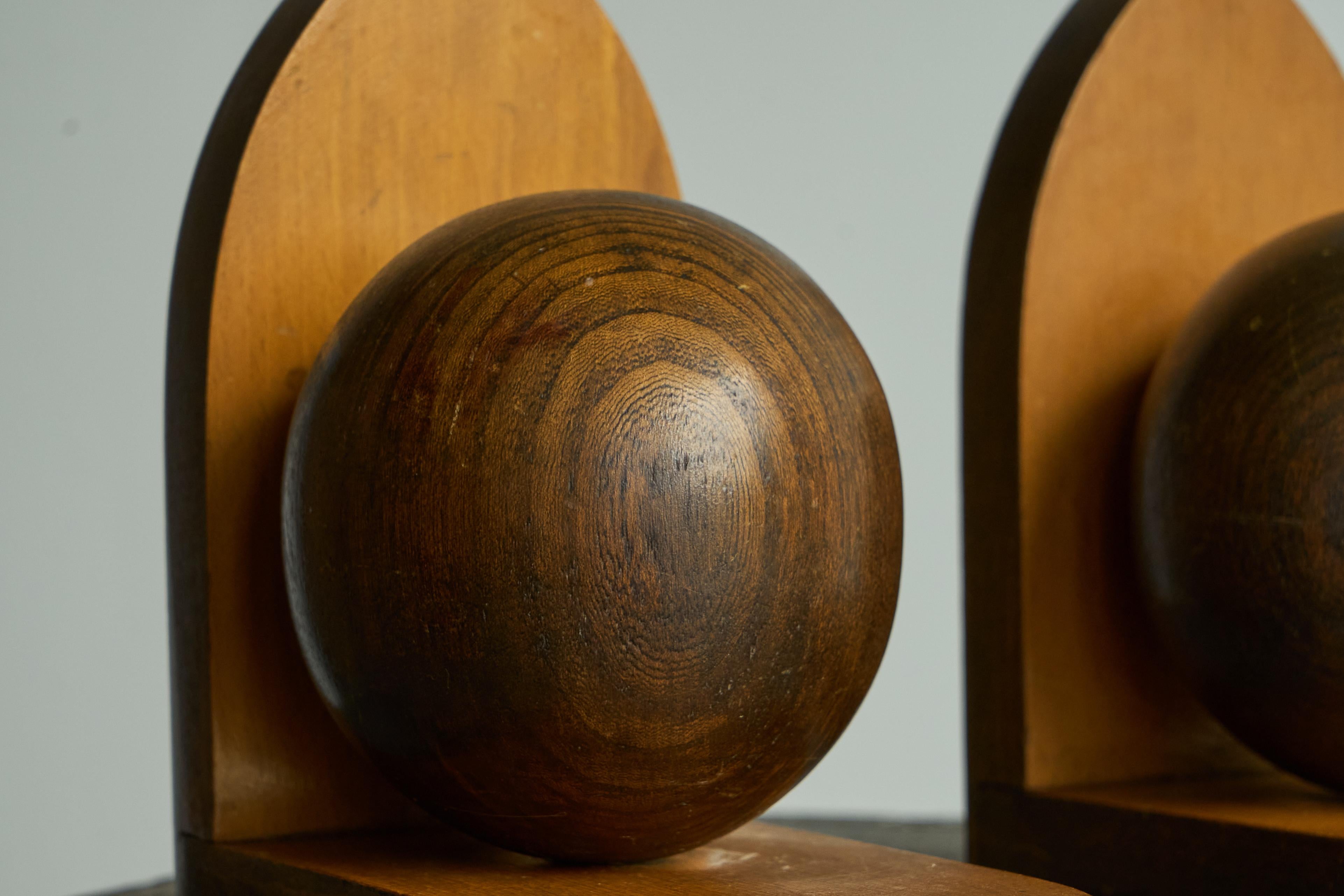 Art Deco Bookends in Wood 1930s (Europäisch) im Angebot