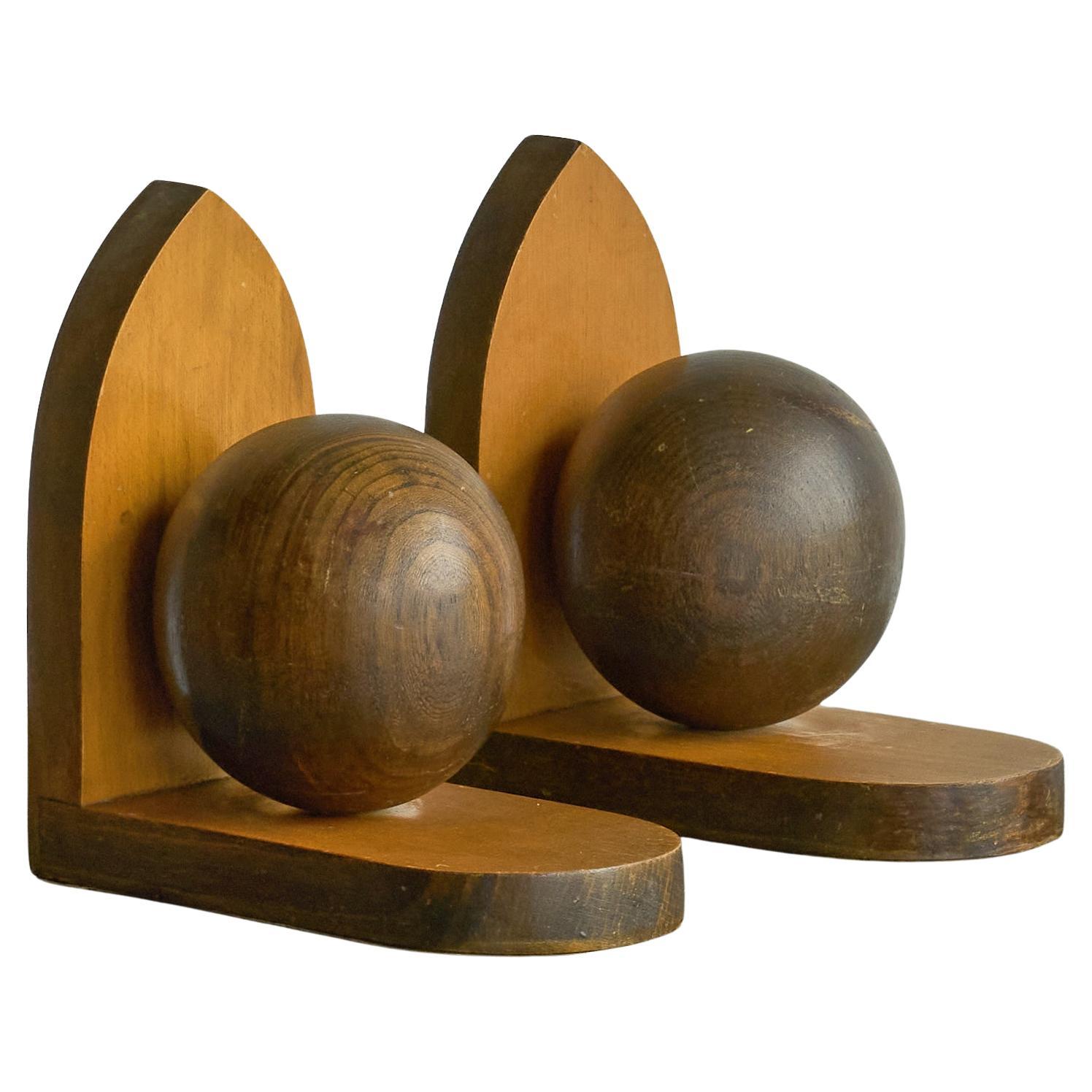 Art Deco Bookends in Wood 1930s im Angebot