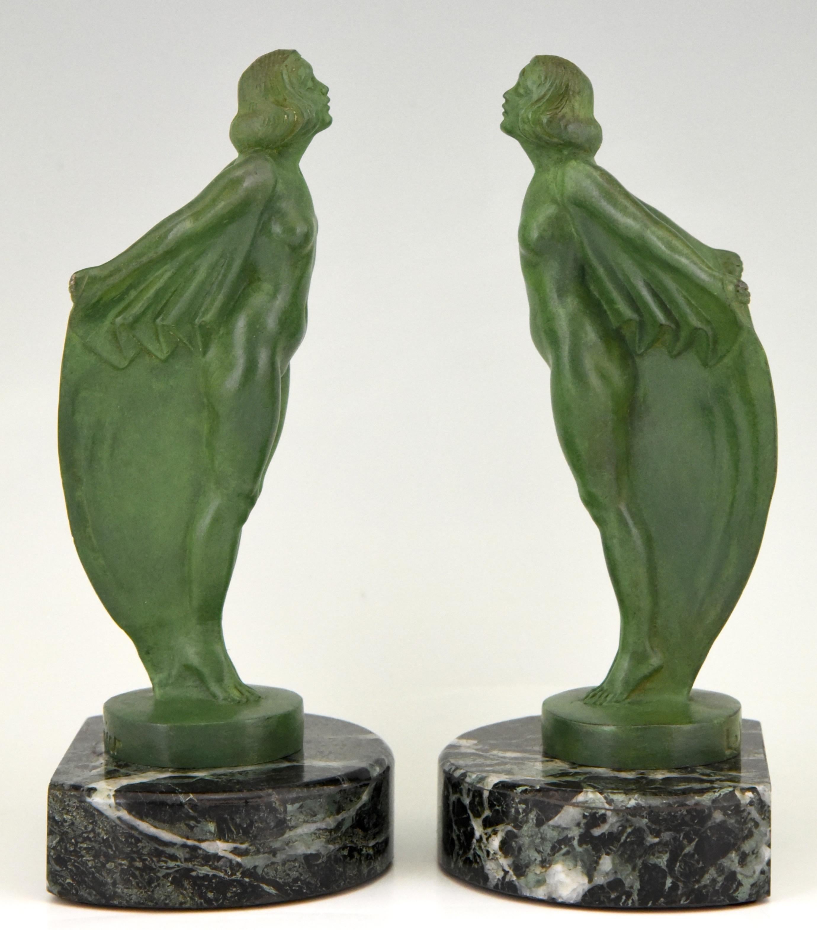 Art Deco Bookends Nude with Cape Max Le Verrier France, 1930 In Good Condition In Antwerp, BE
