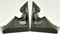 Art Deco Bookends Reading Medieval Ladies by Max Le Verrier France 1930