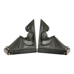 Sujetalibros Art Déco Lectura Damas Medievales de Max Le Verrier Francia 1930