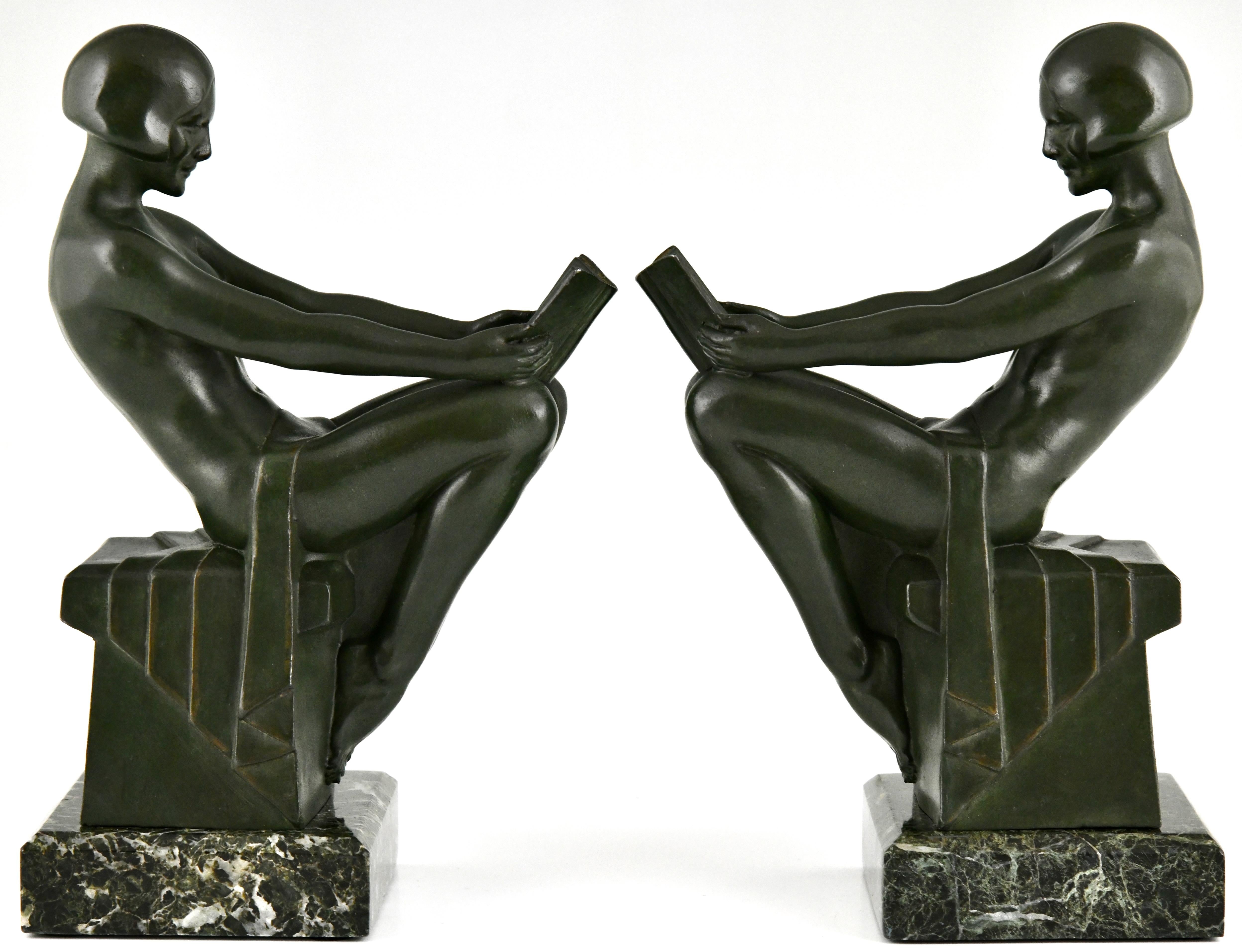 Art Deco Bookends reading Nudes by Max Le Verrier, France 1930 original  In Good Condition In Antwerp, BE
