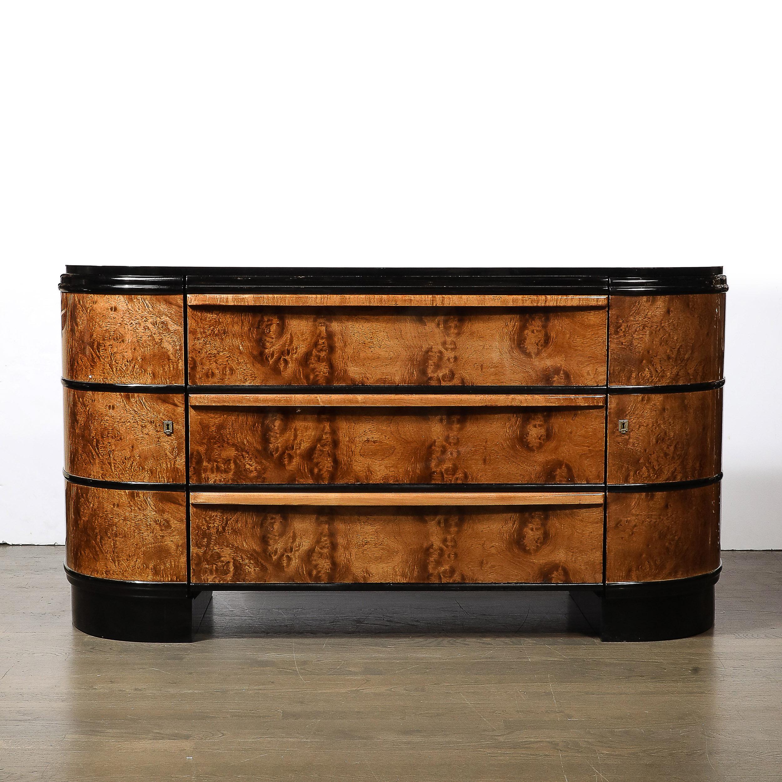 Aparador Art Decó de madera de olmo y laca negra de Donald Deskey en Excelente estado para la venta en New York, NY
