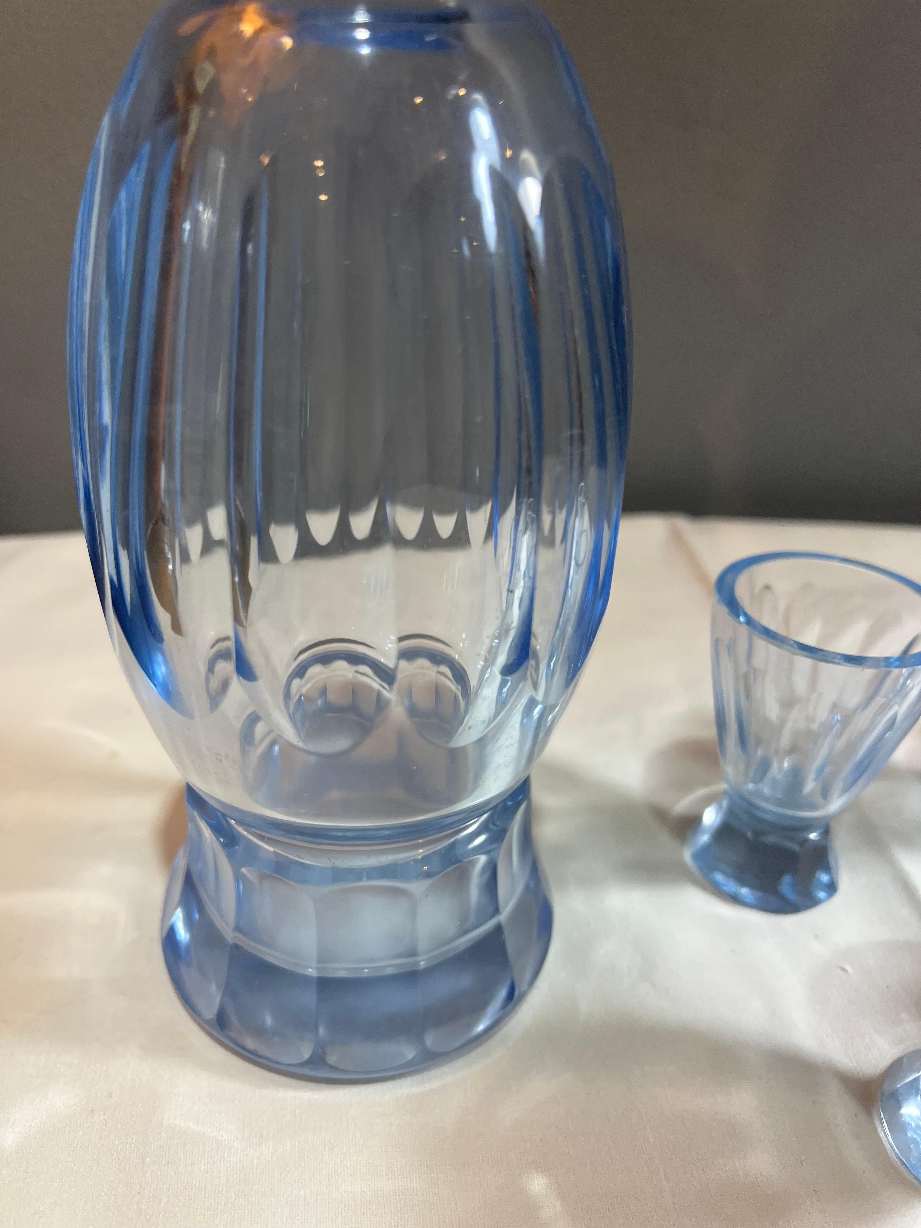 Art Deco Bottle and Glass Set from the 50s For Sale 2