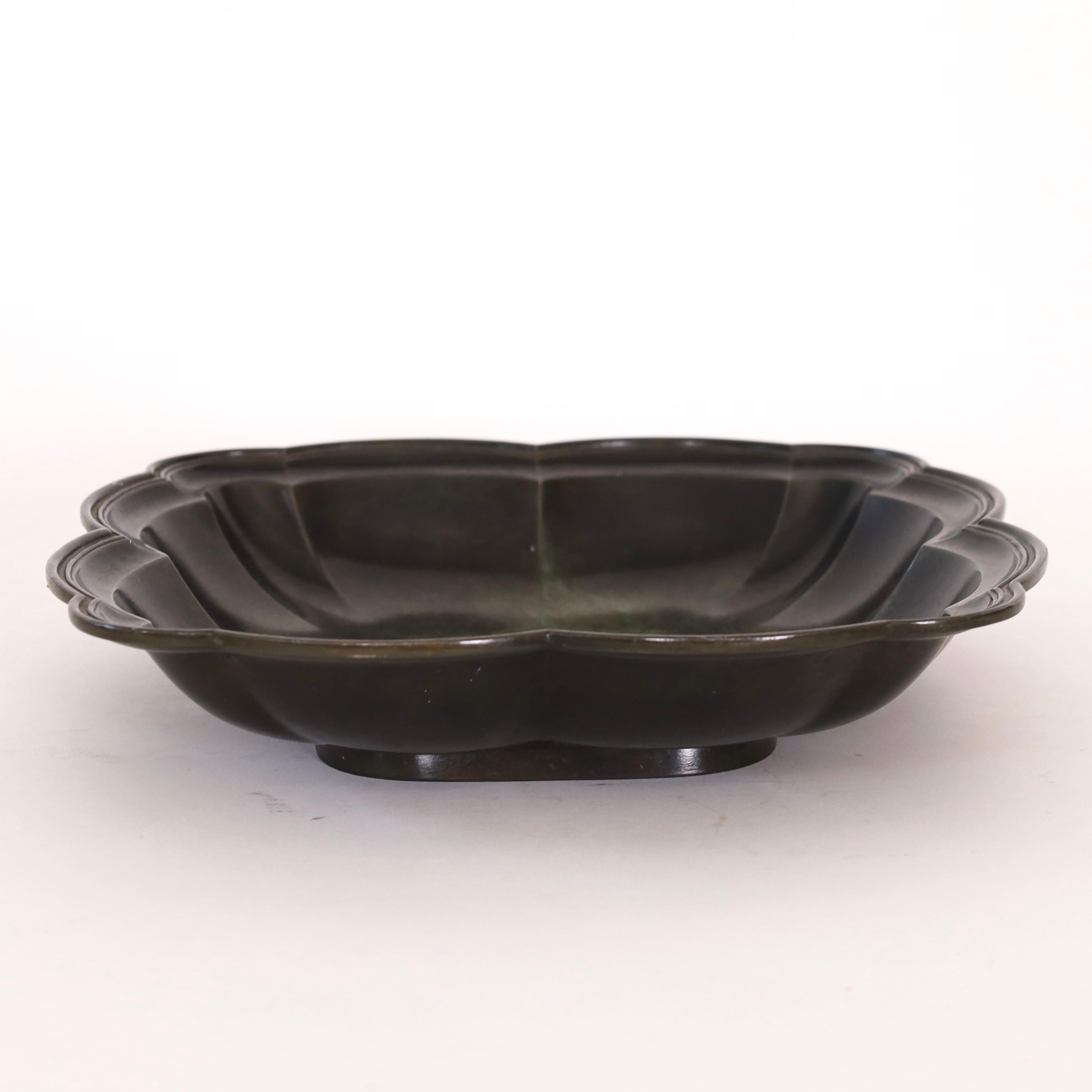 Milieu du XXe siècle Bol Art déco par Just Andersen, années 1930, Danemark en vente