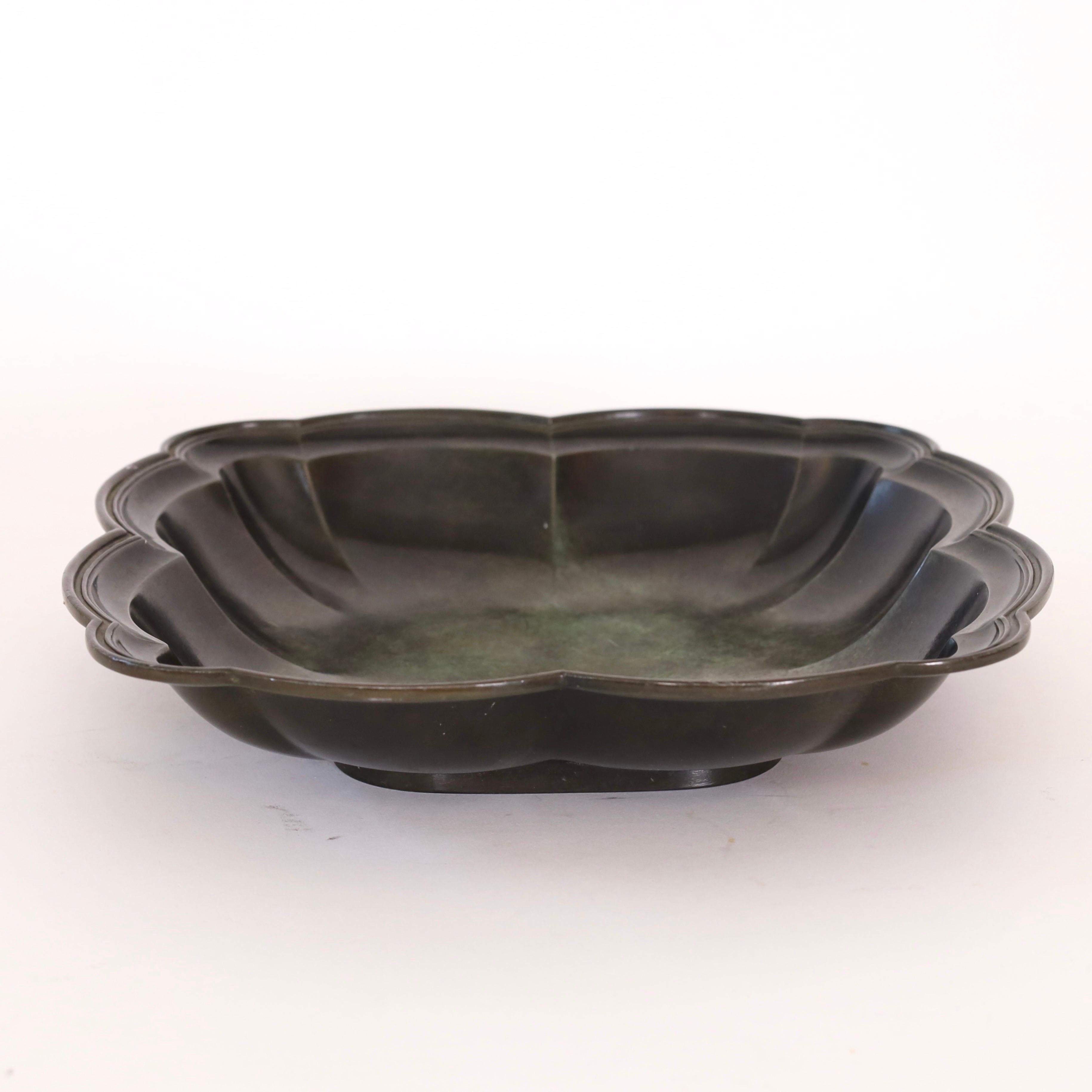 Métal Bol Art déco par Just Andersen, années 1930, Danemark en vente