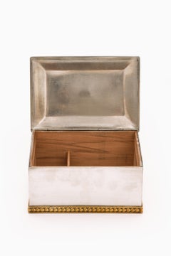 Scatola Art Deco in peltro e ottone, 1937