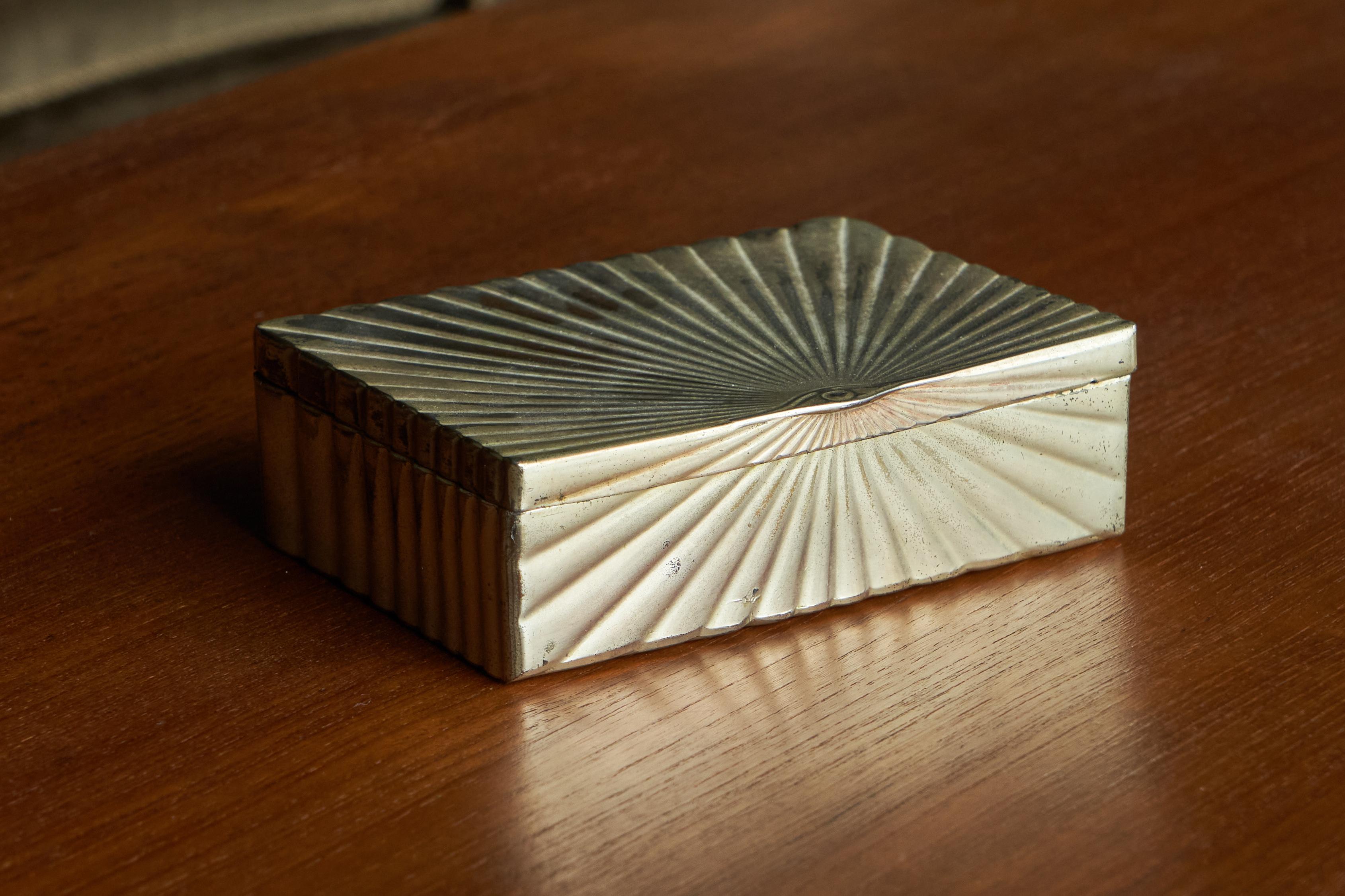 Art Deco Box in Silver Plate 1950s For Sale 2