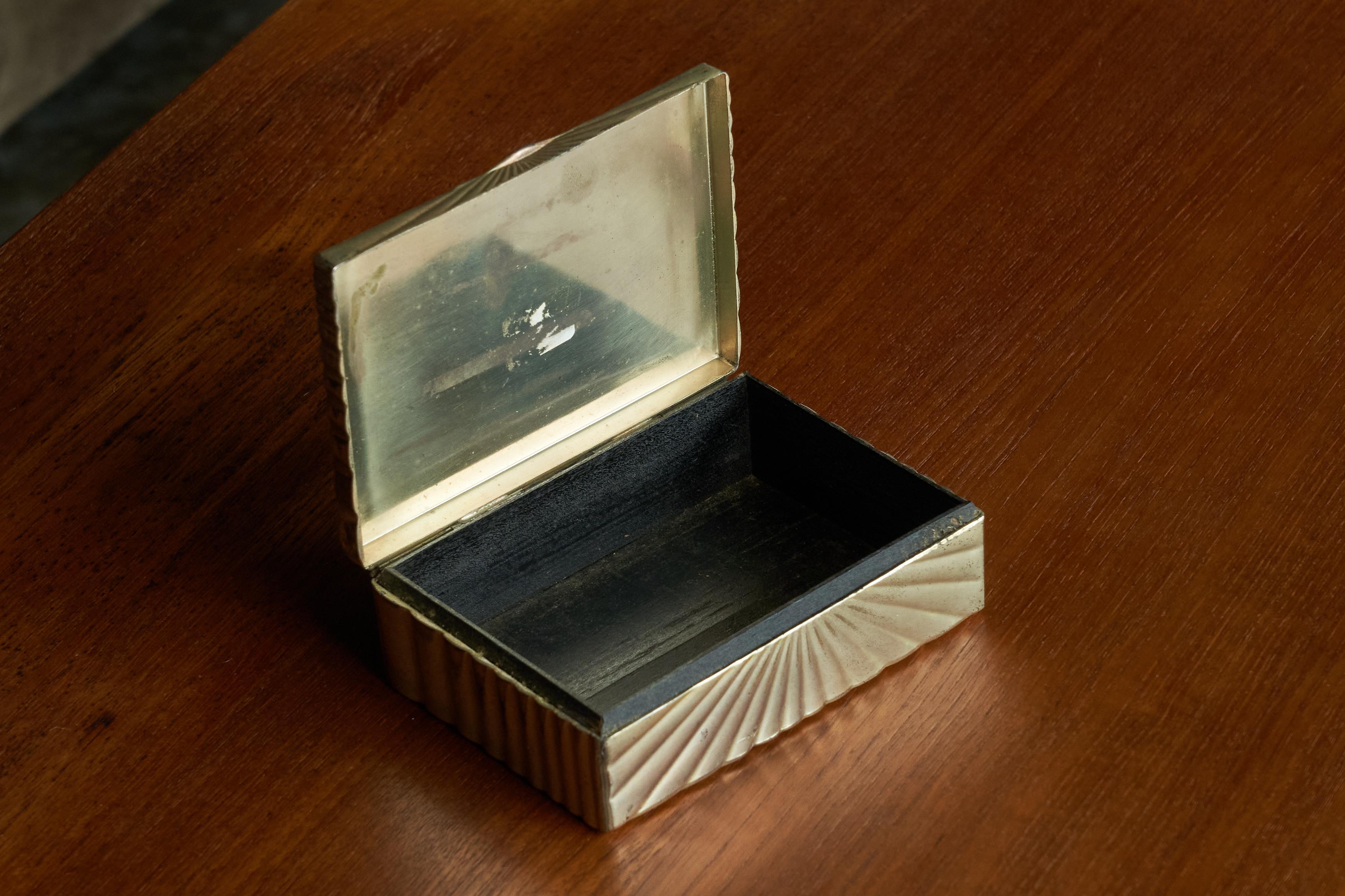 Art Deco Box in Silver Plate 1950s For Sale 3