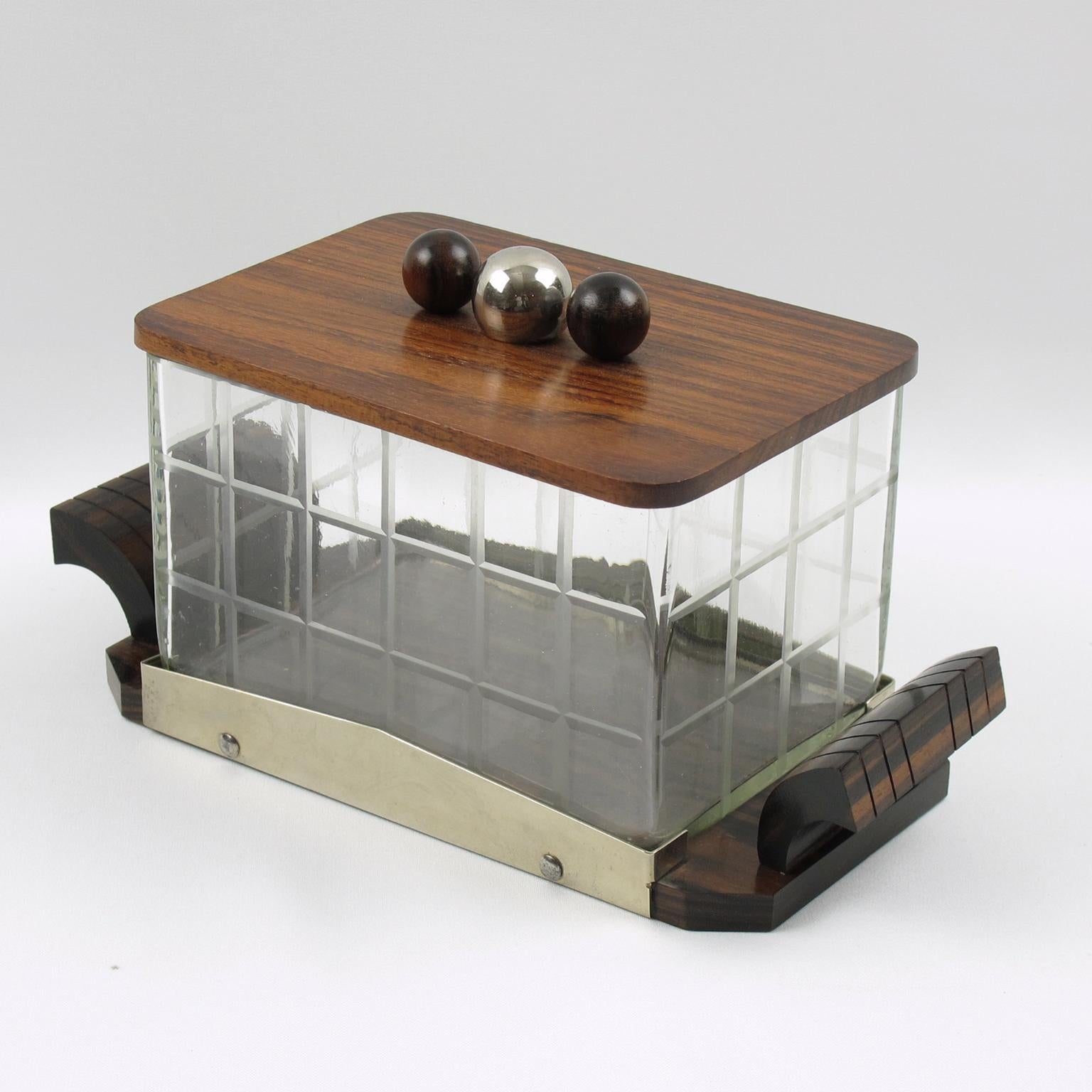 Caja Art Decó, Metal, Macasar y Cristal en venta 3
