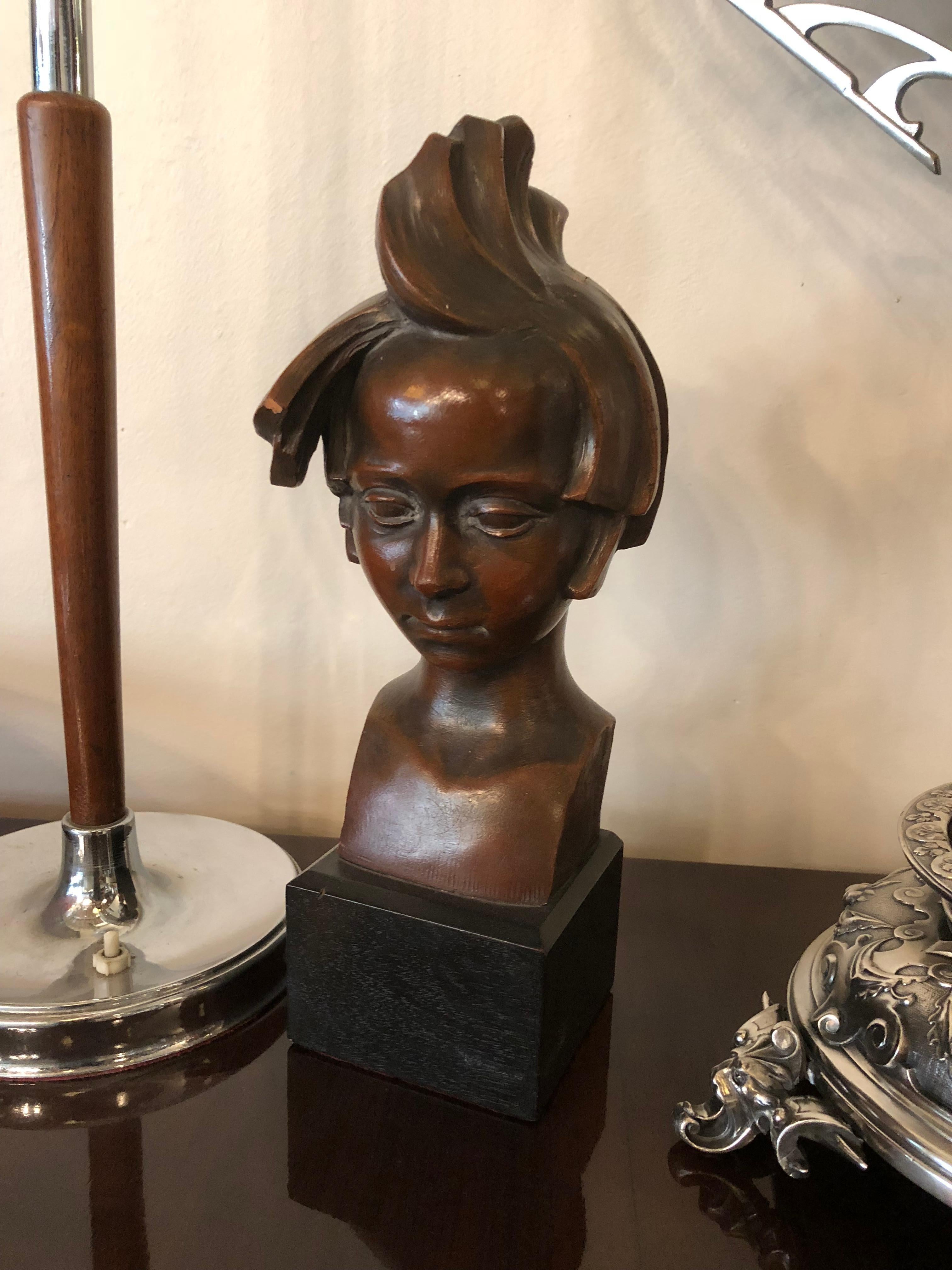 Art Deco Boy Sculpture in Terracotta and Wood, Sign: C. Mulnis For Sale 1