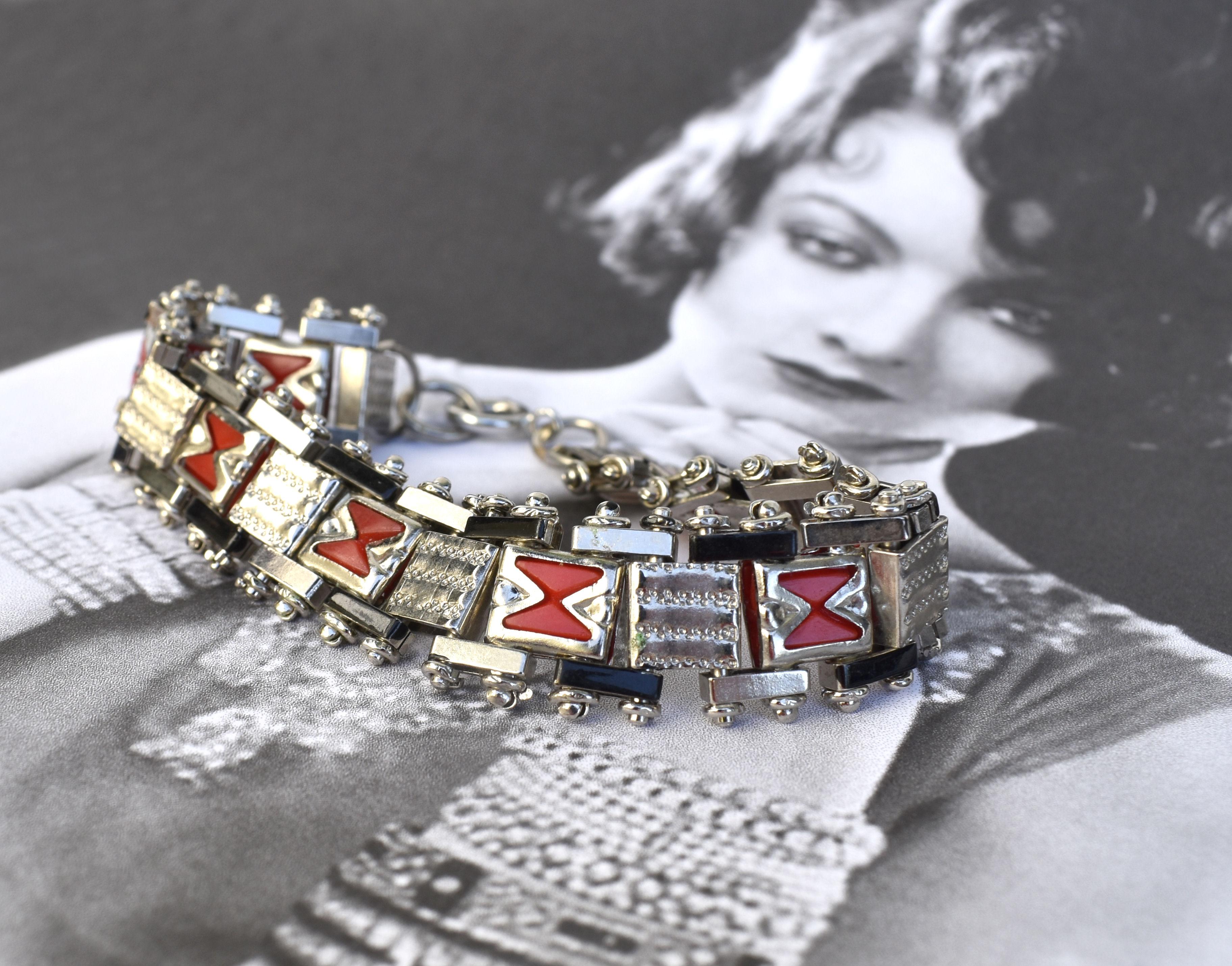 Women's Art Deco Bracelet by Jacob Bengel, Circa 1930 For Sale