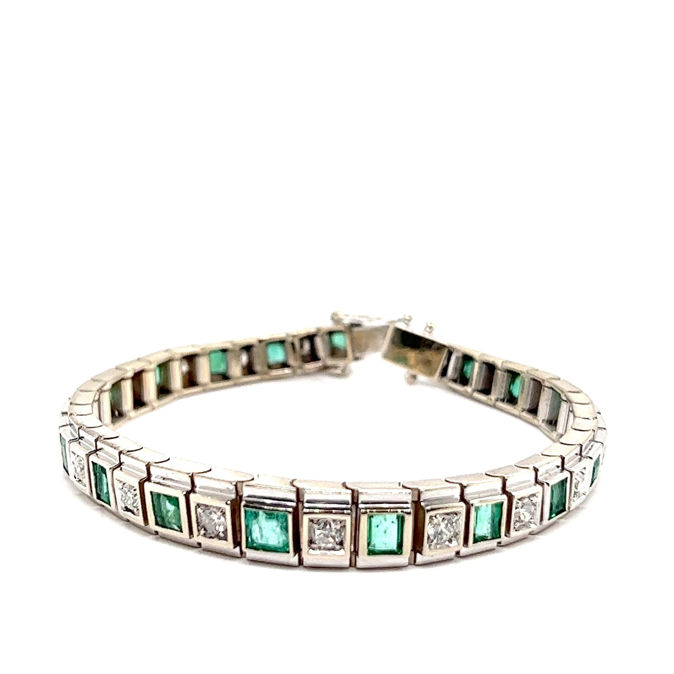 Art-deco Bracelet, White Gold, Emerald Diamonds For Sale 2