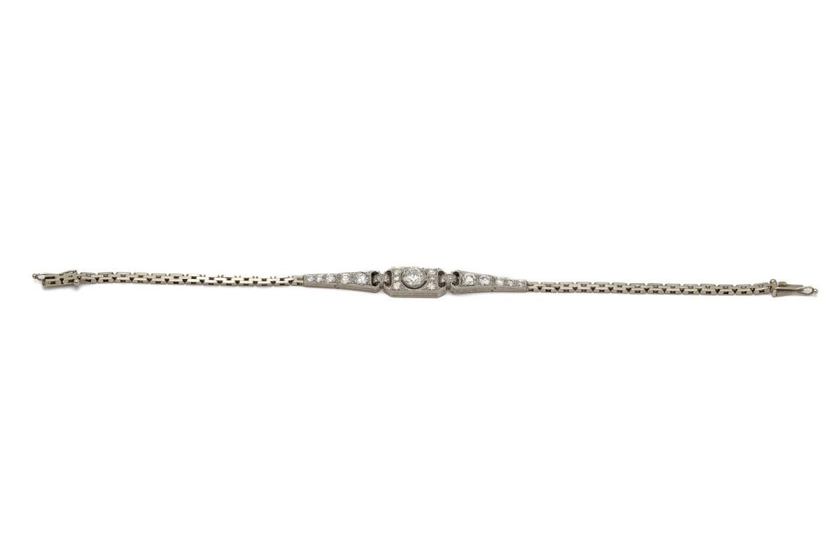 Art-Déco-Armband mit 0,55 Karat zentralem Diamanten, Skandinavien, 1930/40er Jahre. 8