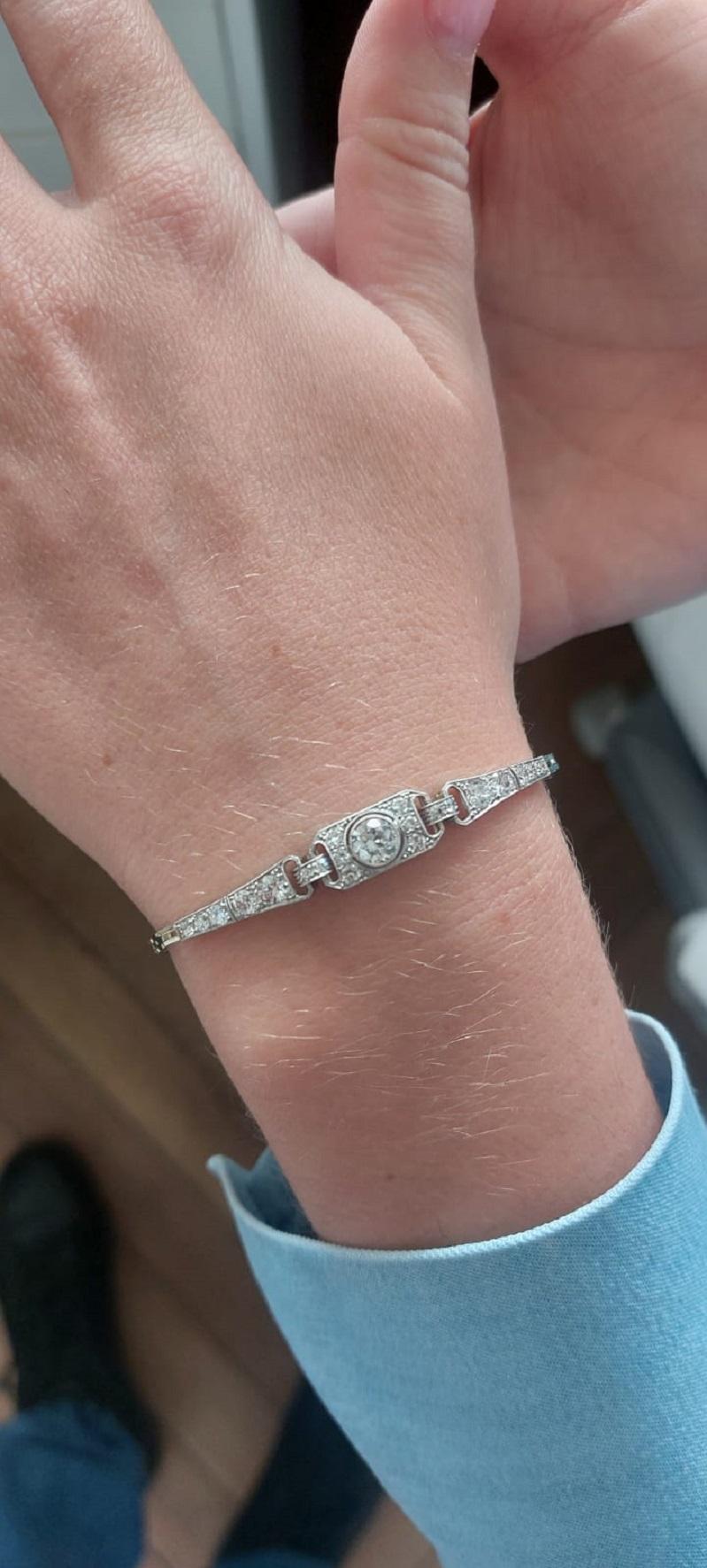 Art-Déco-Armband mit 0,55 Karat zentralem Diamanten, Skandinavien, 1930/40er Jahre. (Art déco)