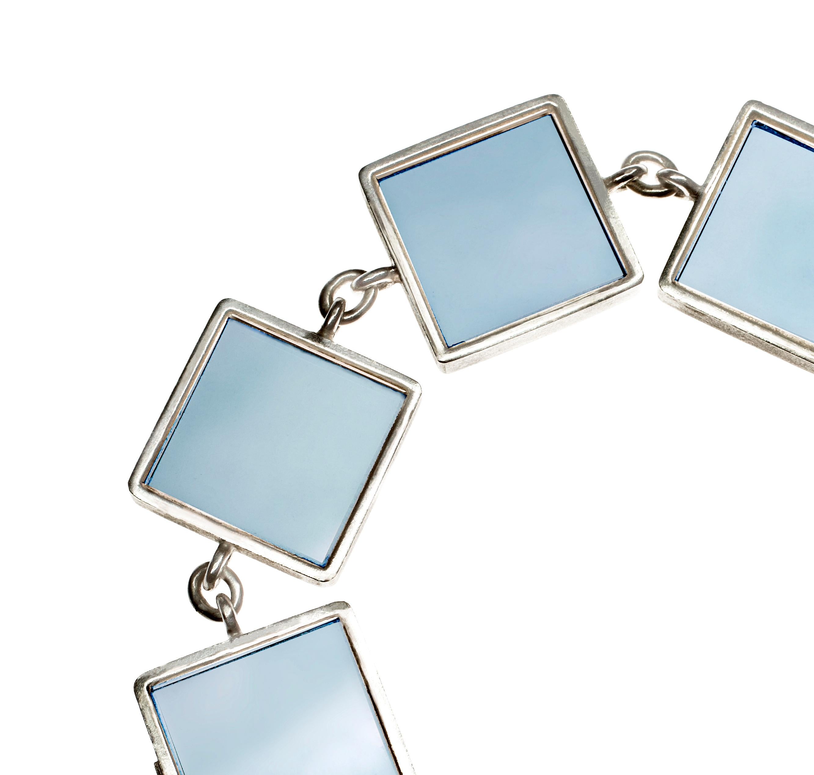 Sterling Silver Architectural Contemporary Bracelet with Natural Chalcedonies In New Condition For Sale In Berlin, DE