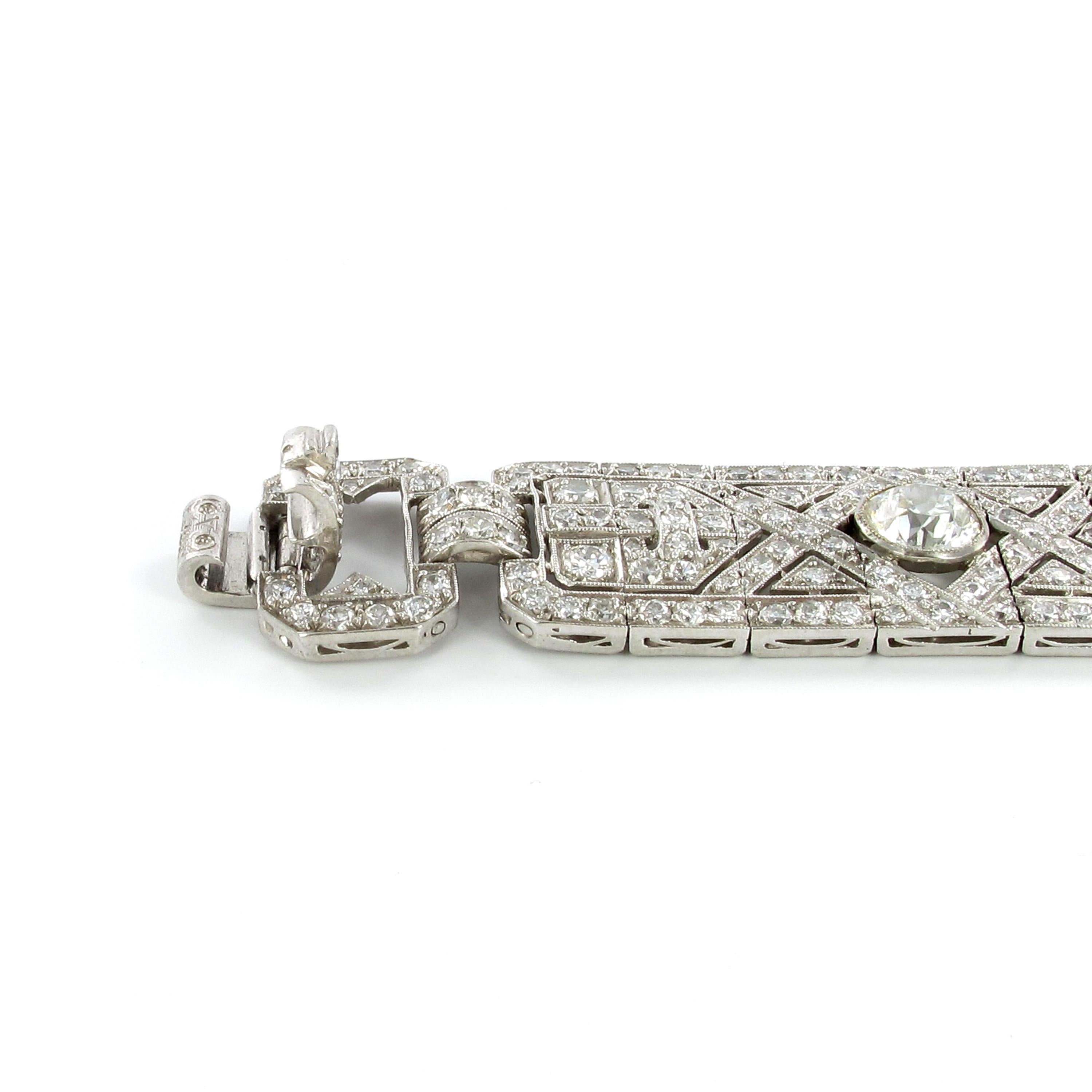 Women's or Men's Art Deco Bracelet with Diamonds in Platinum 950 For Sale