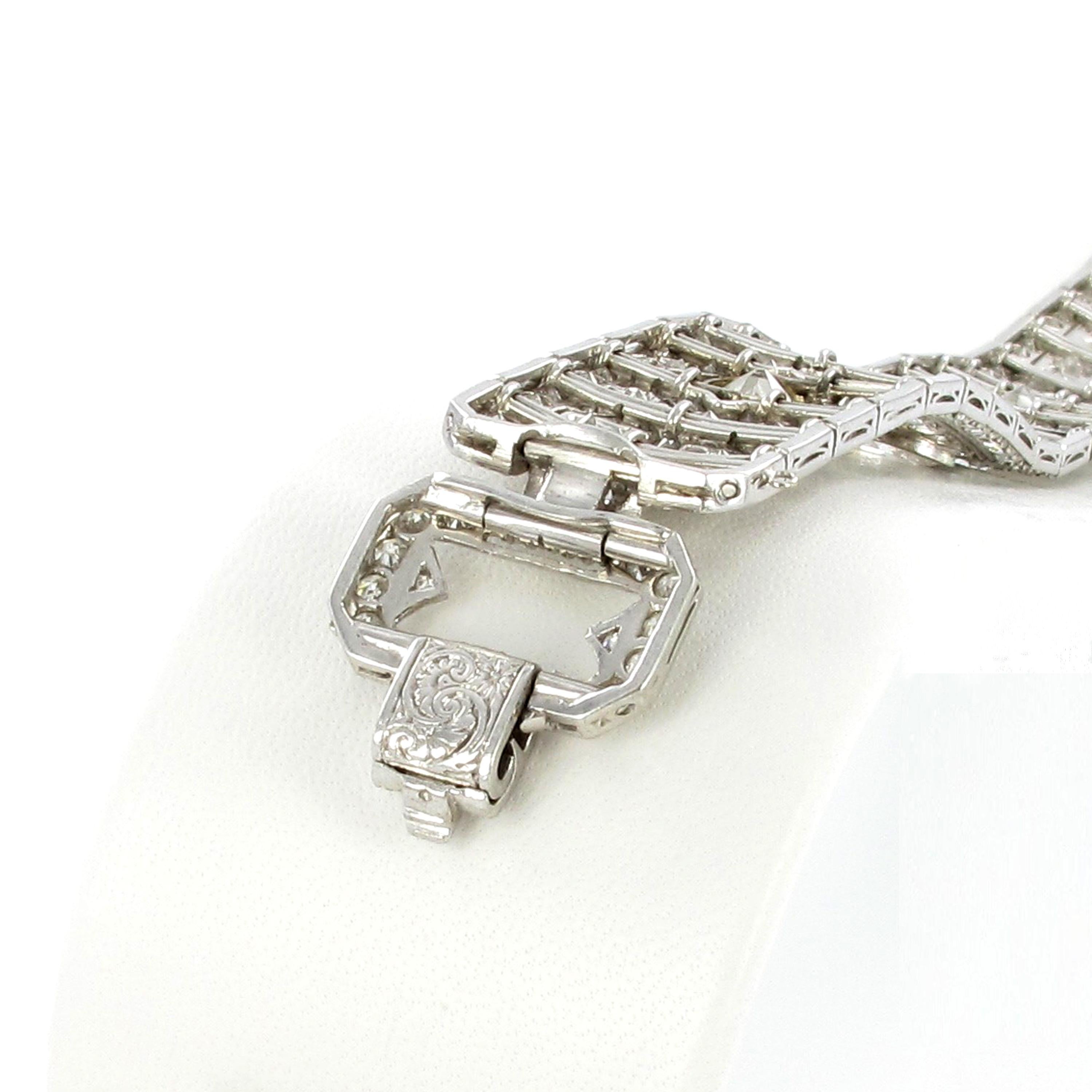 Art Deco Bracelet with Diamonds in Platinum 950 For Sale 1