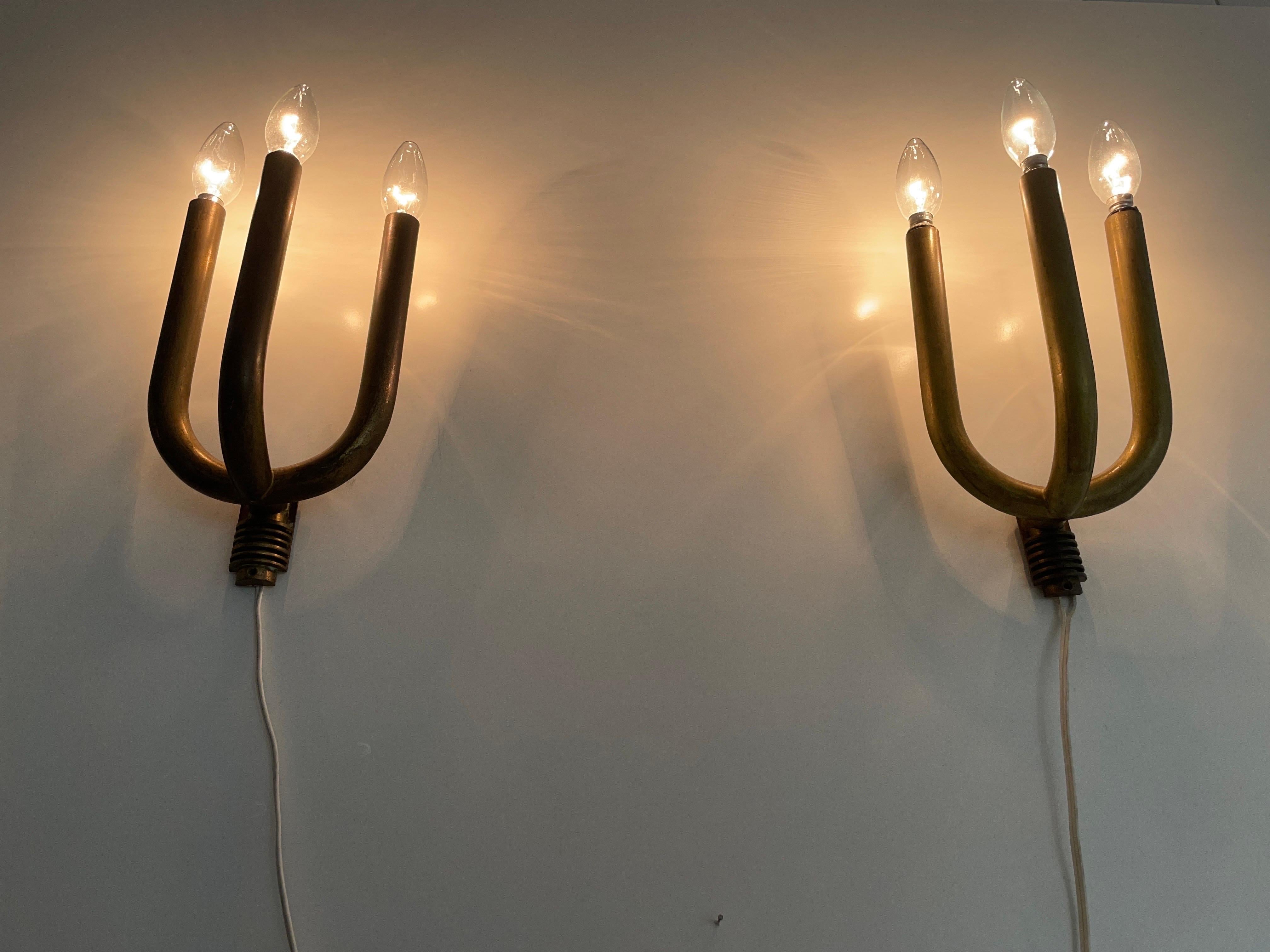 Coppia di lampade a 3 teste in ottone Art Deco, anni '50, Italia in vendita 13