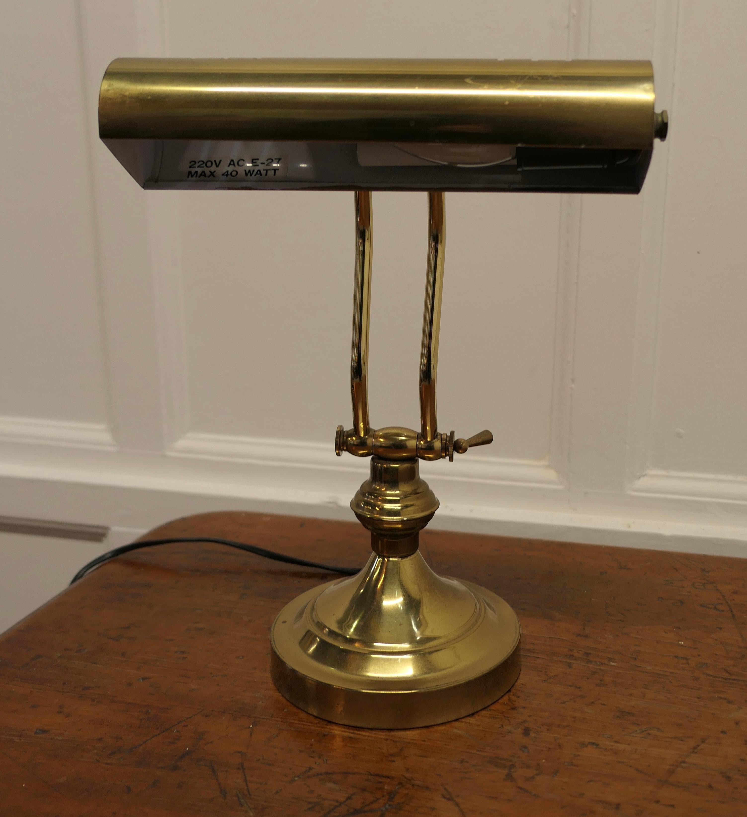 Art Deco Brass Adjustable Bankers Desk Lamp This Is a Great Piece For Sale 2