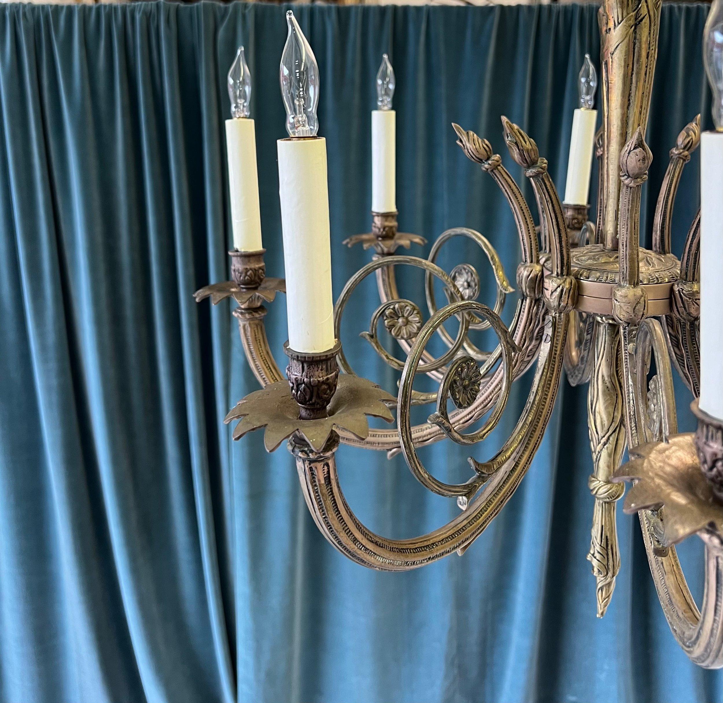 Art Deco Brass and Bronze French 1920's Eight Arm Chandelier For Sale 14