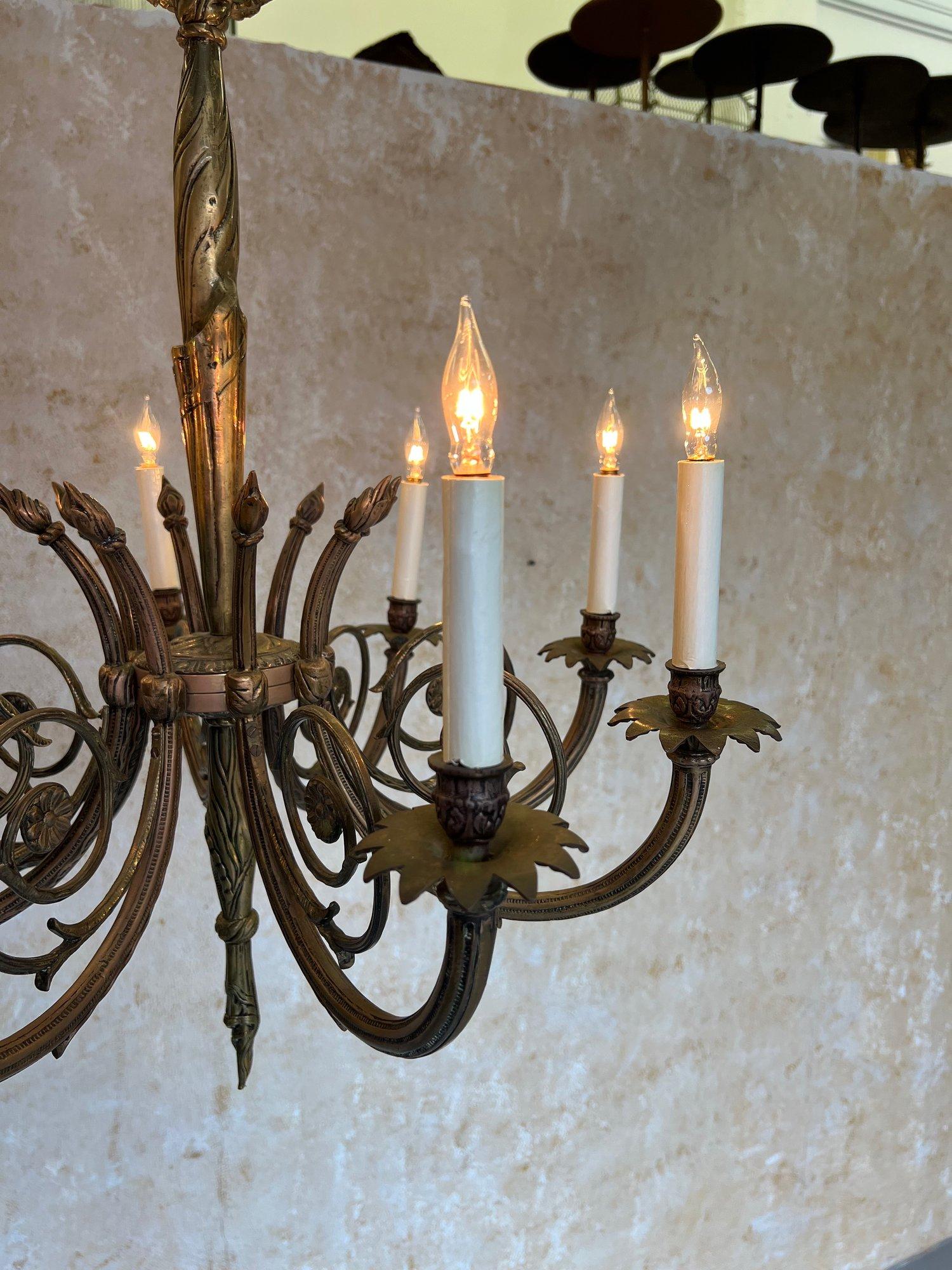 Art Deco Brass and Bronze French 1920's Eight Arm Chandelier For Sale 3