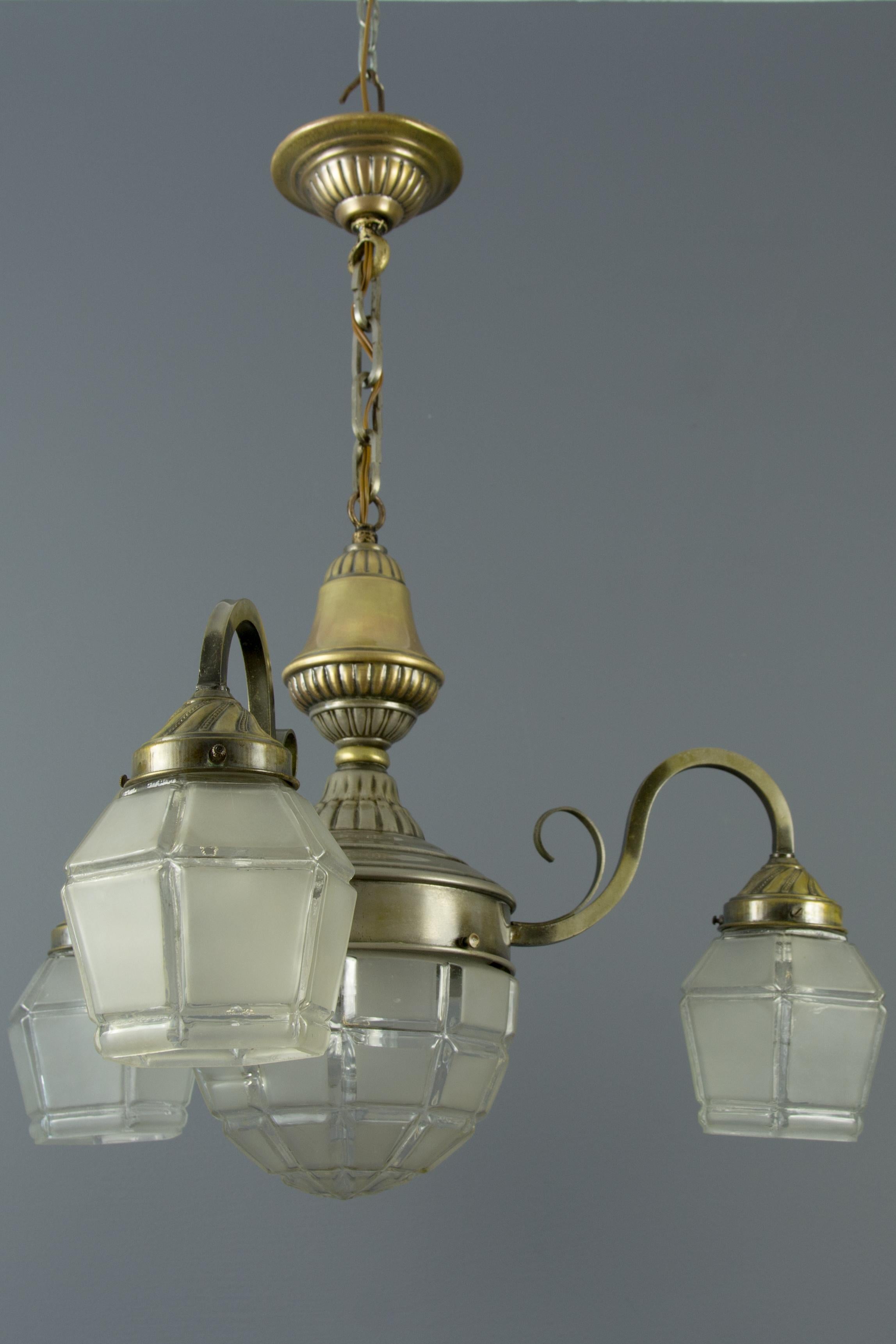 Art Deco Brass and White Frosted Glass Four-Light Chandelier, 1930s For Sale 13