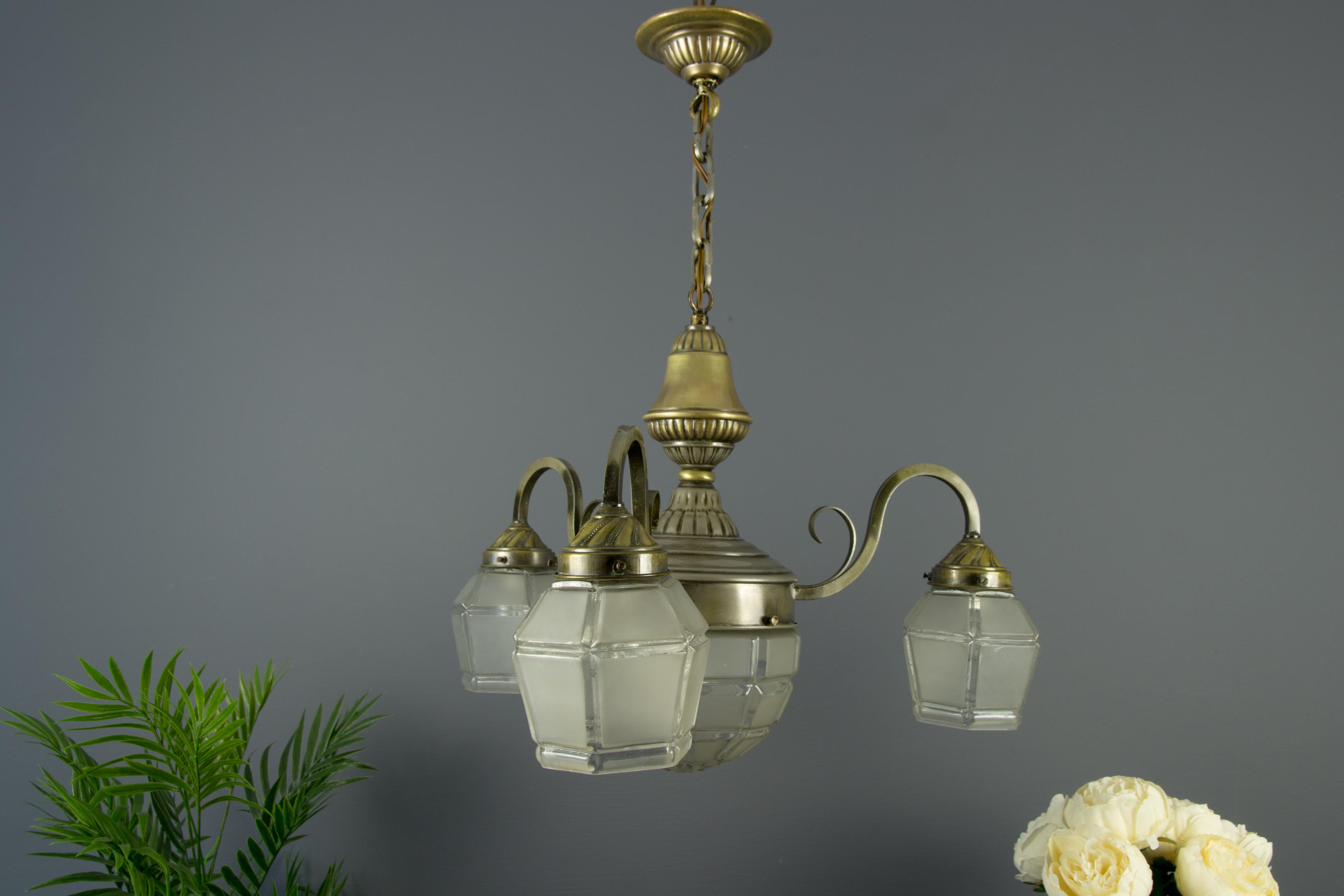 Art Deco Brass and White Frosted Glass Four-Light Chandelier, 1930s In Good Condition For Sale In Barntrup, DE