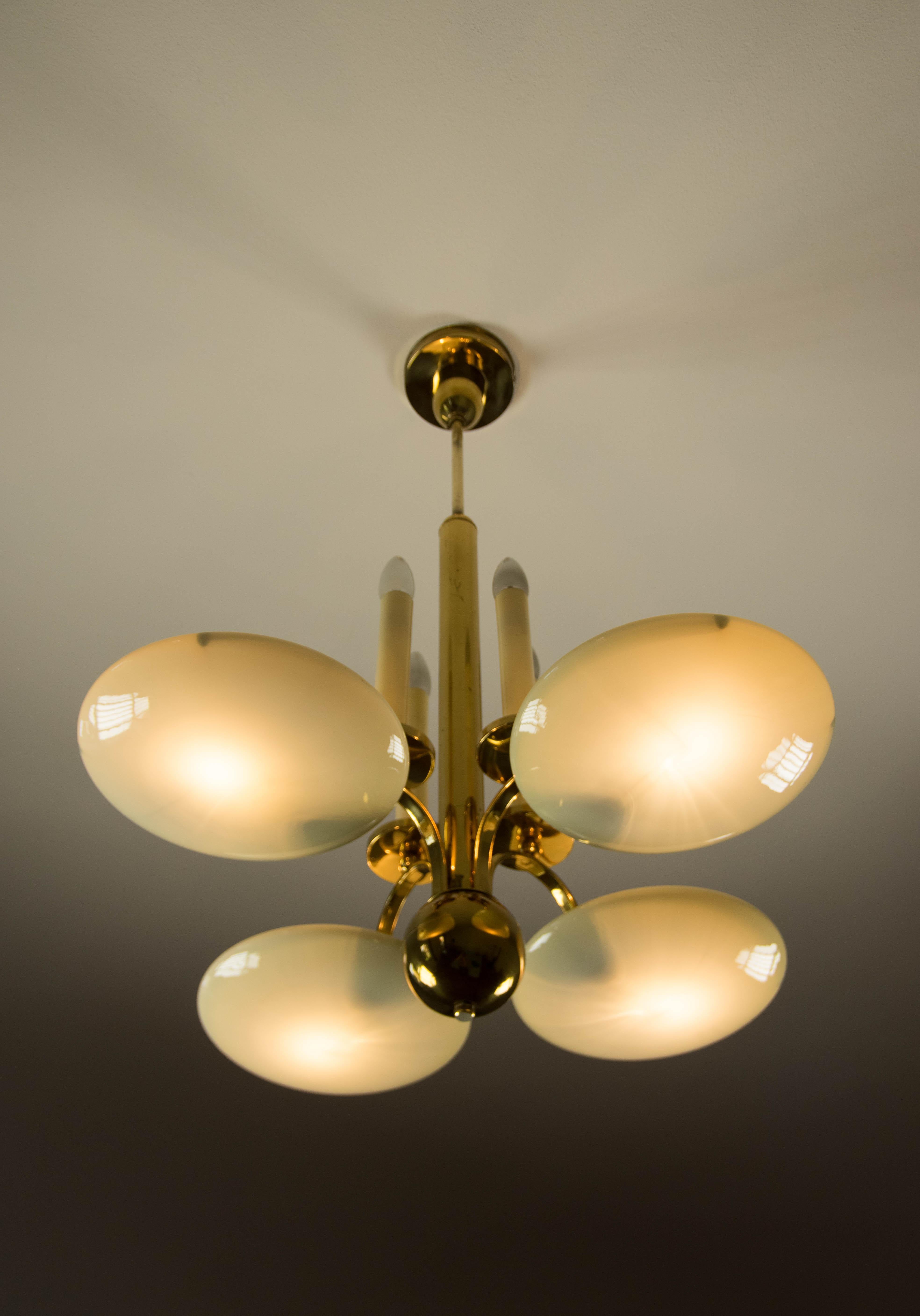 Art Deco Brass and Glass Chandelier, 1930s For Sale 7