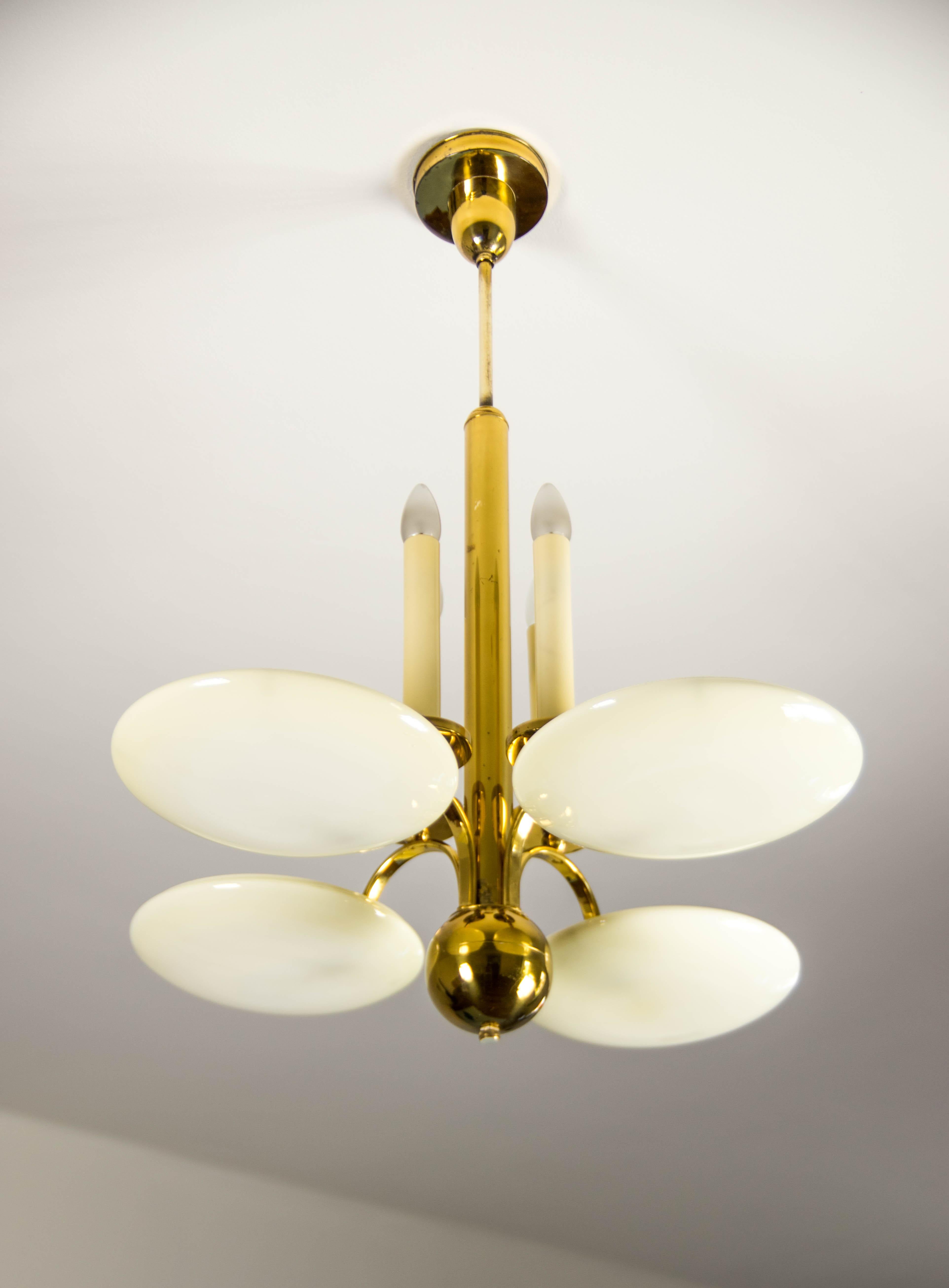 Art Deco Brass and Glass Chandelier, 1930s For Sale 1