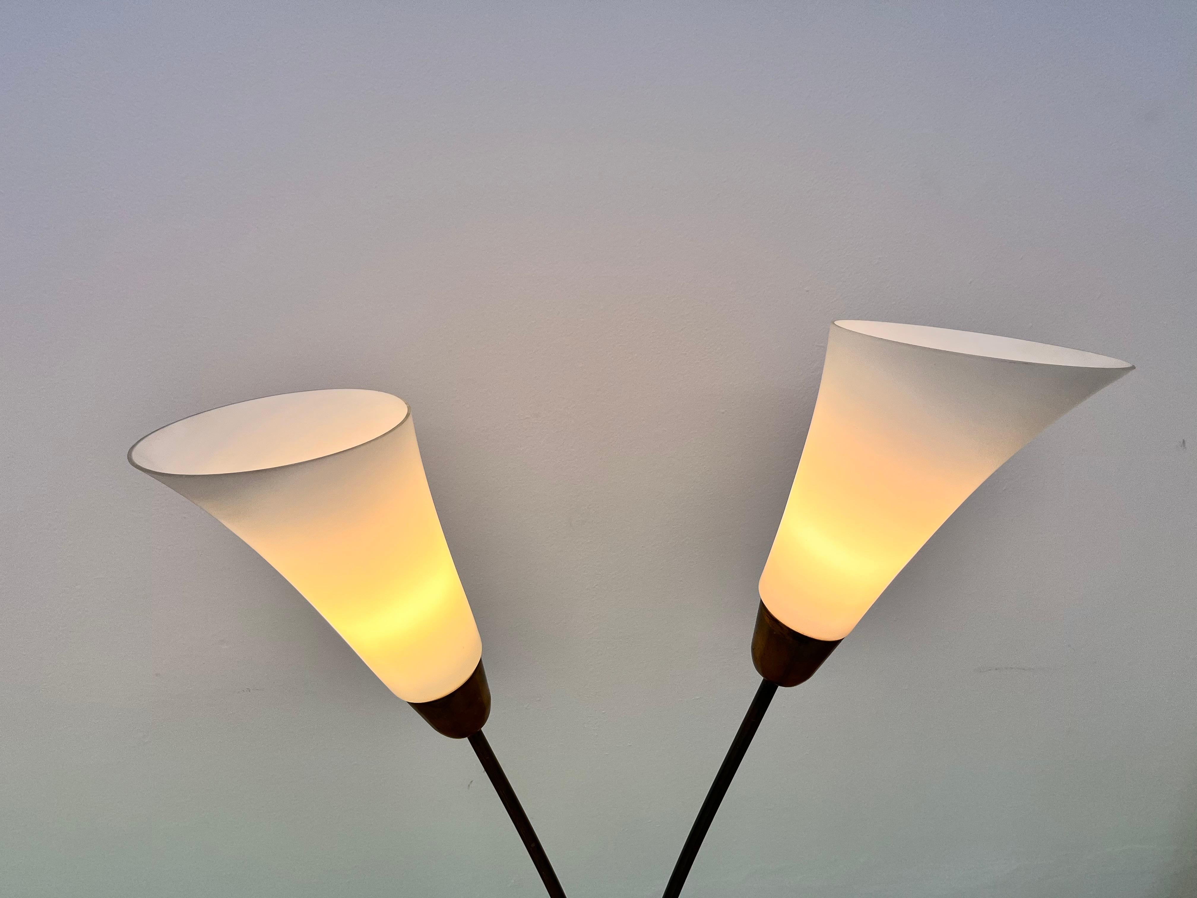 Art-déco-Stehlampe aus Messing und Glas im Art déco-Stil - ca. 1940er Jahre im Angebot 3
