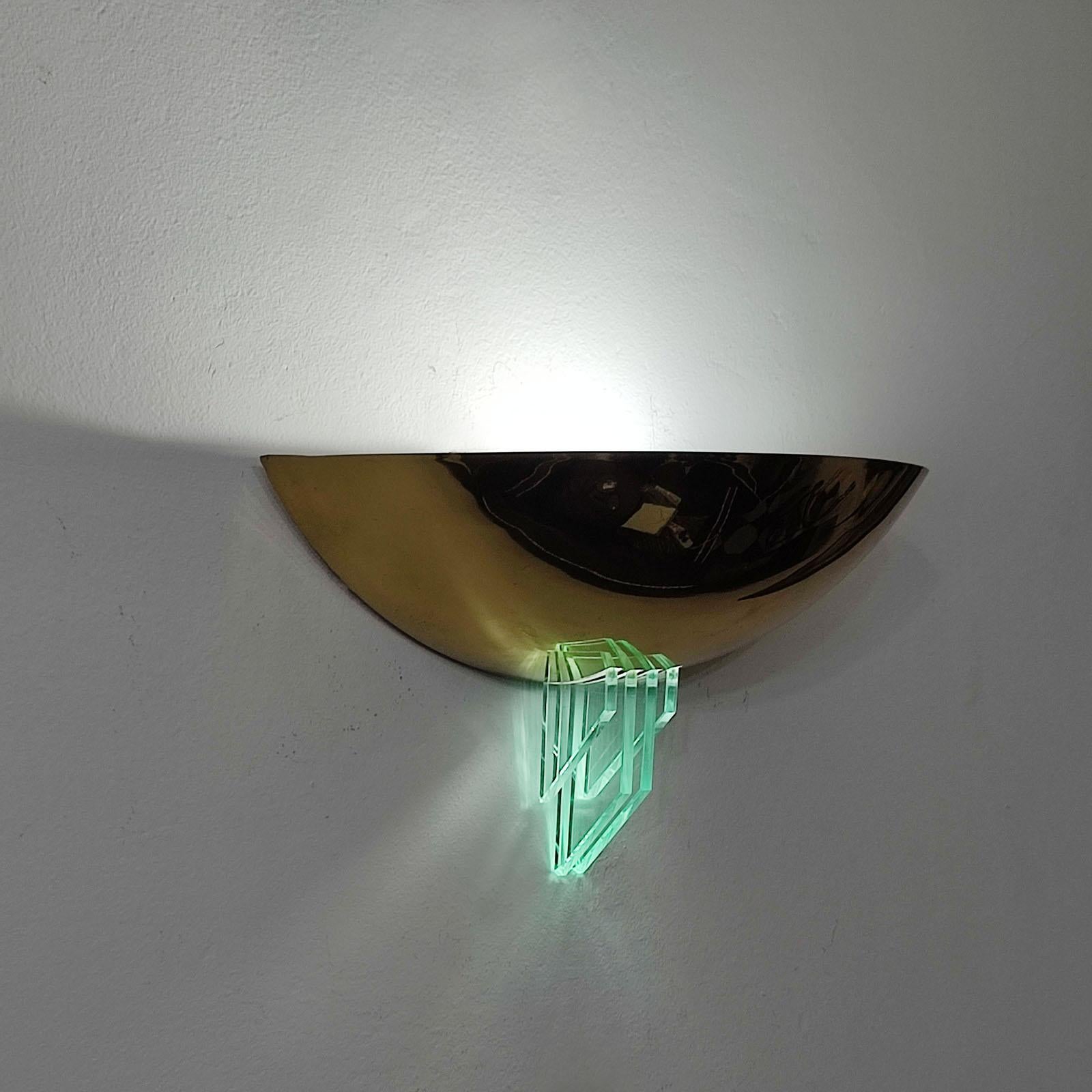Pareja de apliques Art Decó de latón y cristal al estilo de Jean Perzel en Bueno estado para la venta en Bochum, NRW
