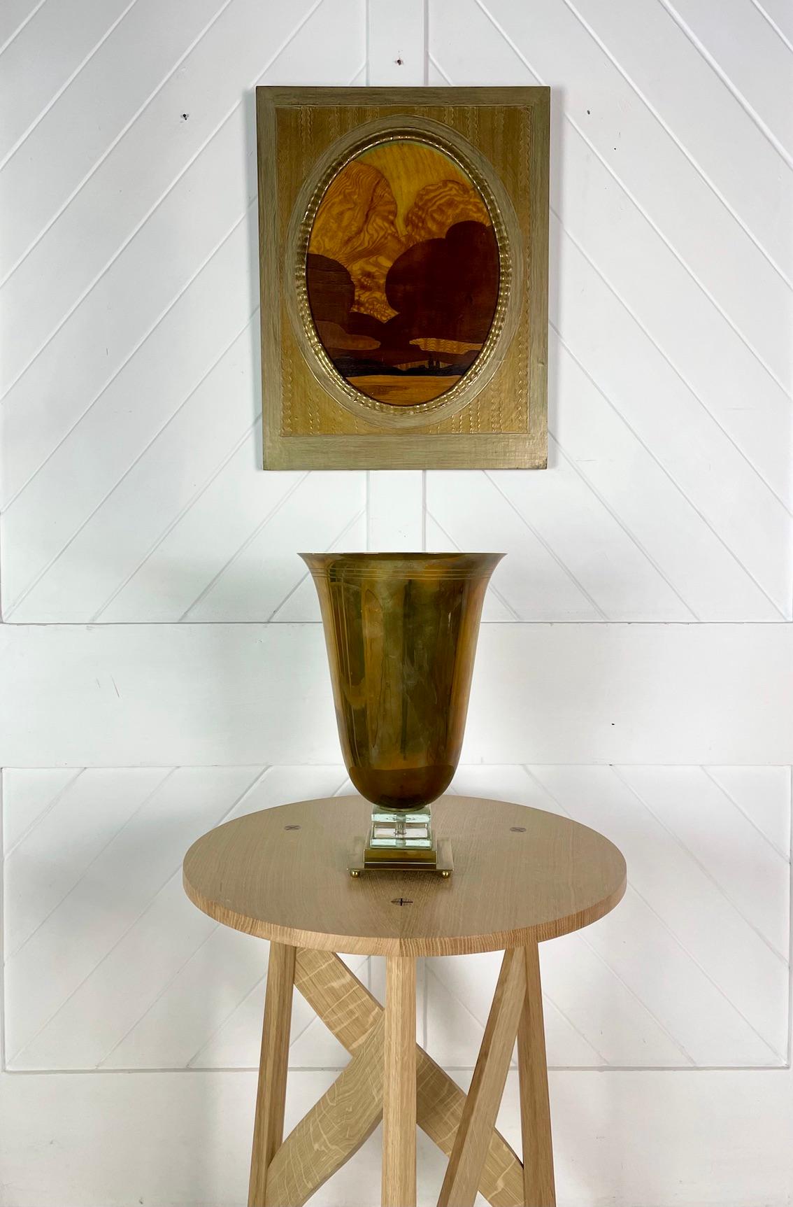 Français Lampe de table Art Déco en laiton et verre en vente