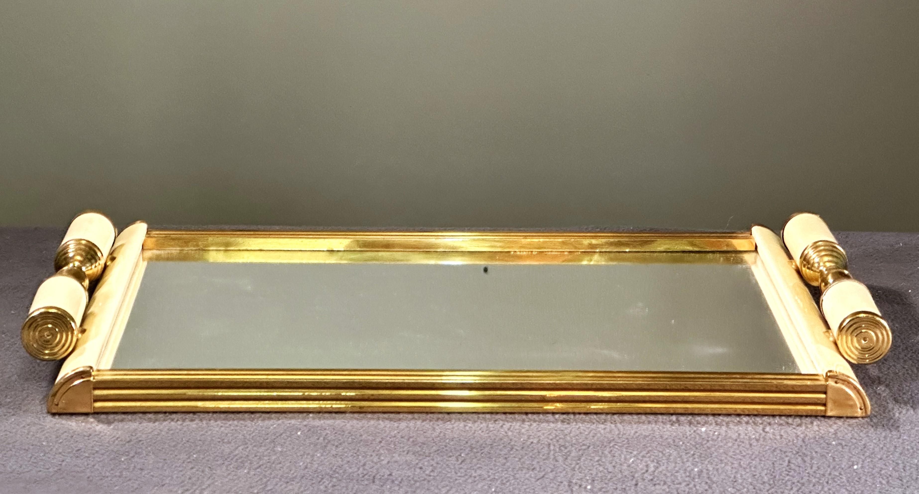Art Deco Brass and Mirror Tray, France 1935 For Sale 4