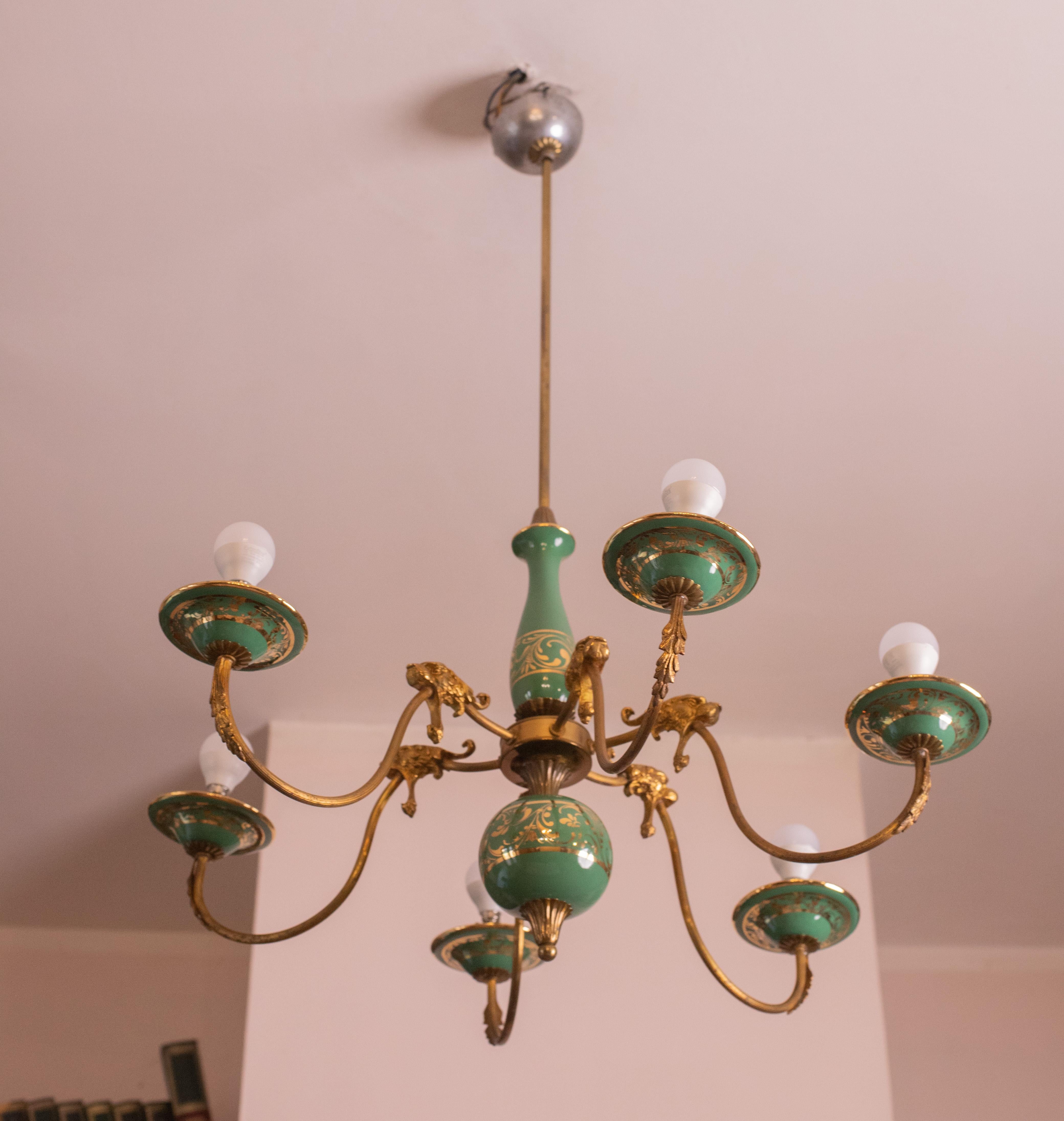 Art Deco Brass and Painted Terracotta Chandelier with Lion Friezes, 1950s In Good Condition In Roma, IT