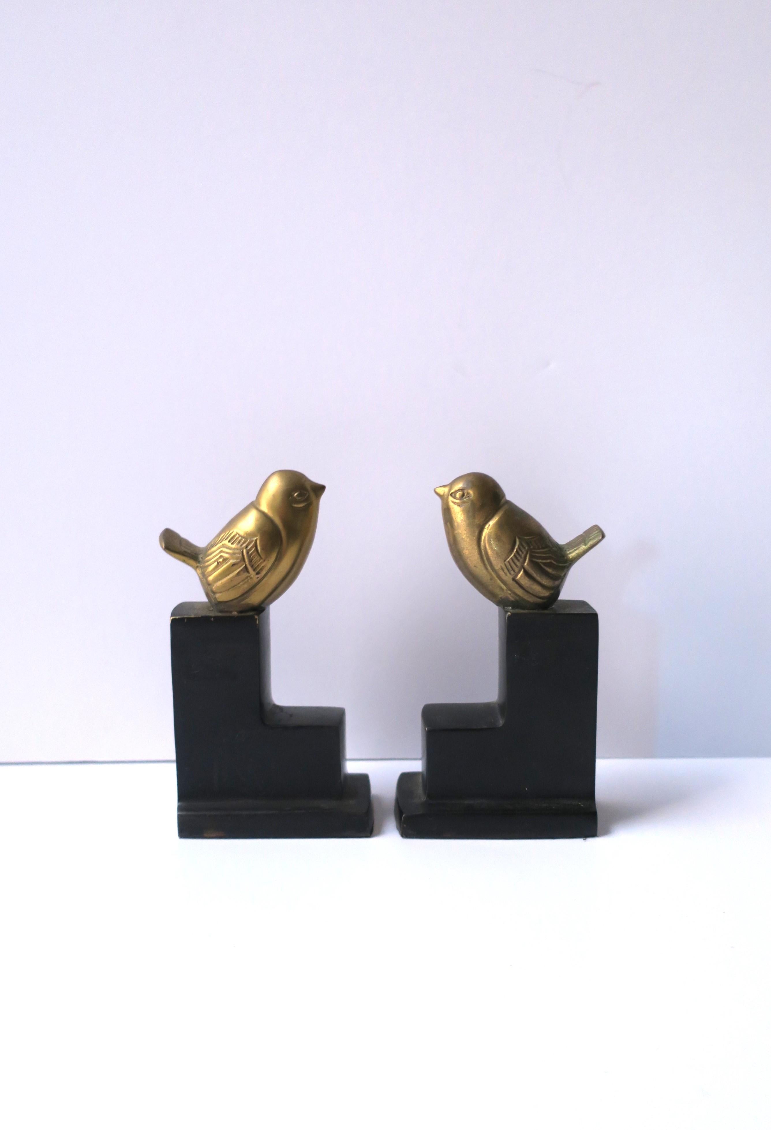 20th Century Art Deco Brass Birds on Black Marble Decorative Objects Bookends For Sale