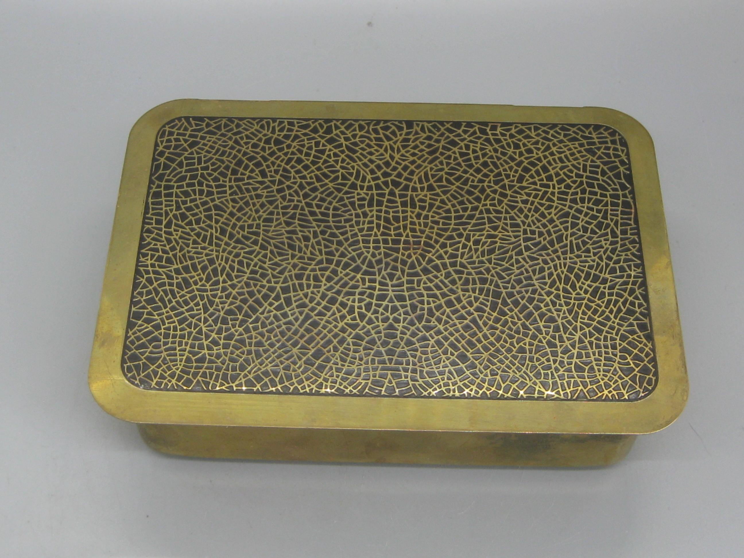 Art Deco Brass & Black Enamel Desk Stash Jewelry Trinket Box w/Wood Liner In Good Condition In San Diego, CA