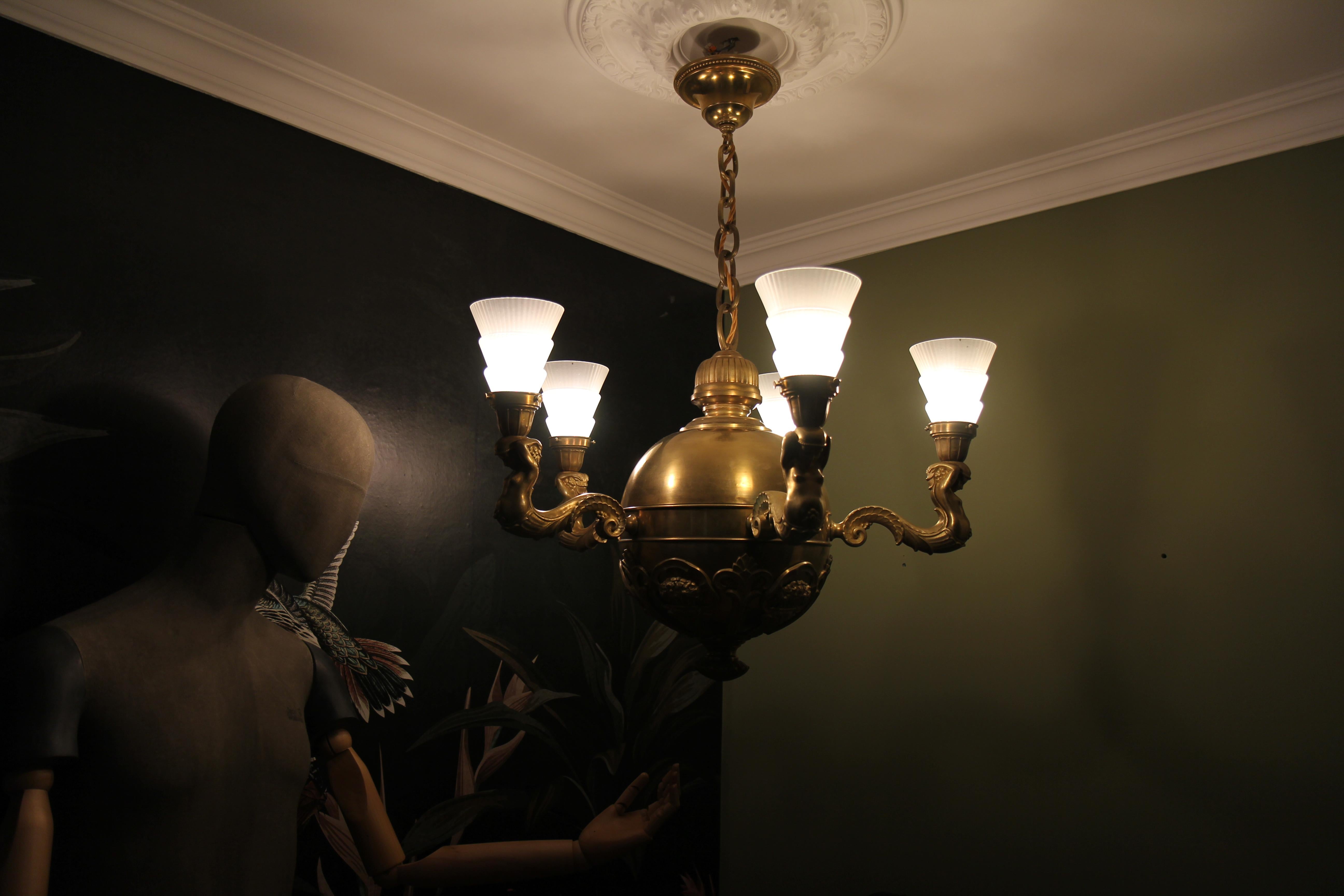 Art Deco Brass, Bronze and Frosted Glass Five-Light Figural Chandelier, ca. 1920 For Sale 8