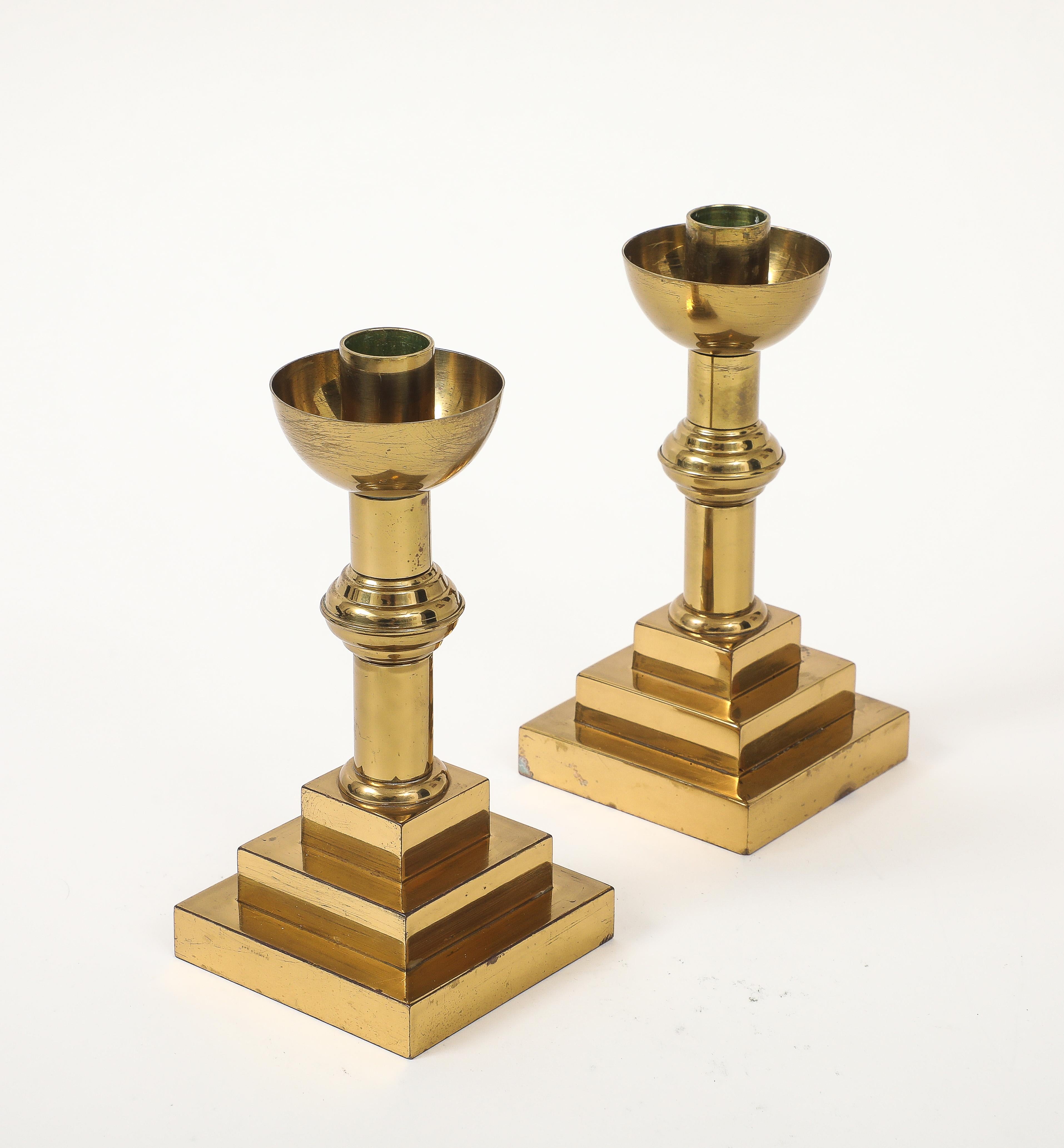 Candelieri in ottone Art Deco In condizioni buone in vendita a New York, NY