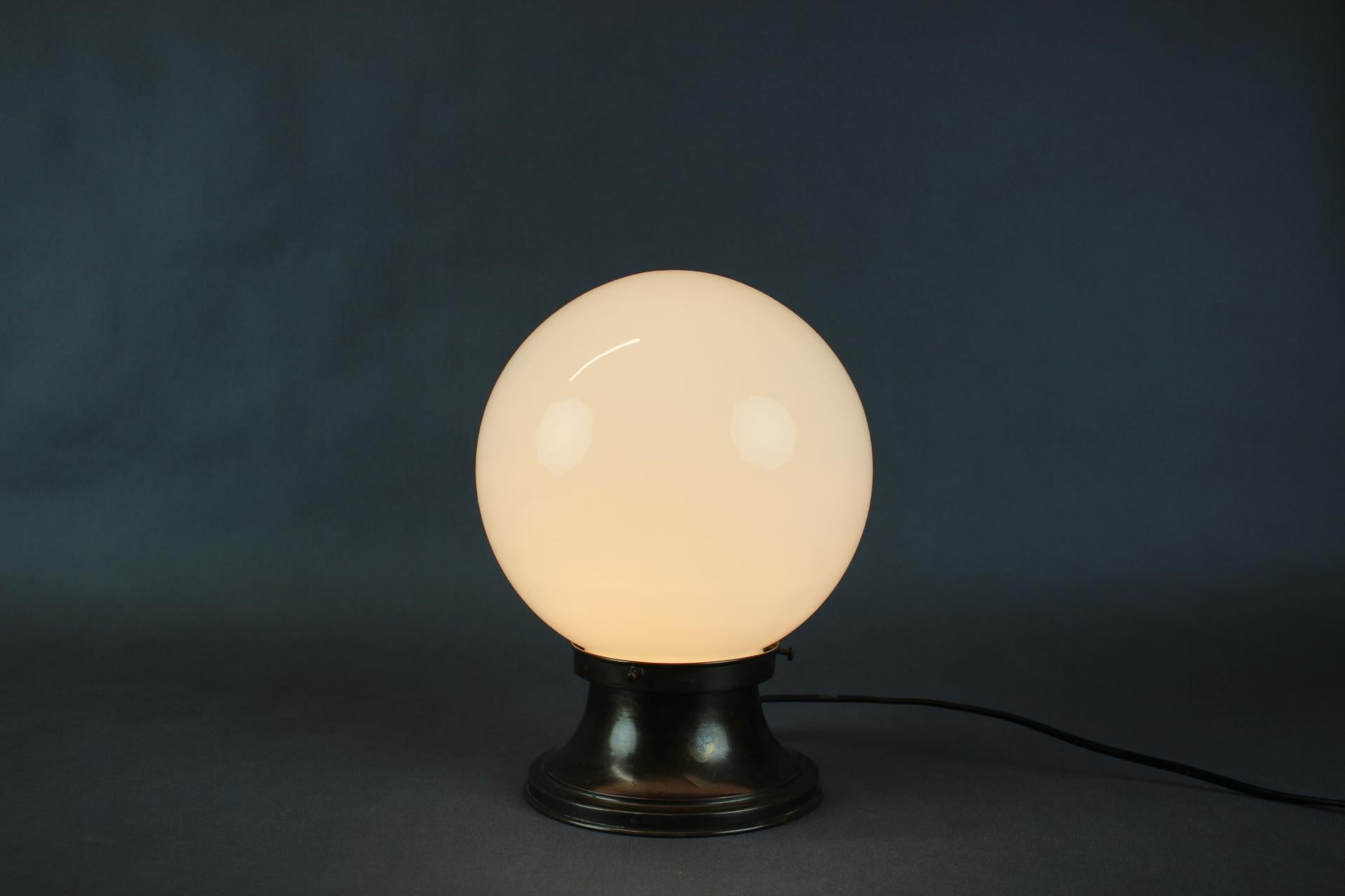 Lampada da soffitto in ottone Art Déco, anni '20 in vendita 1