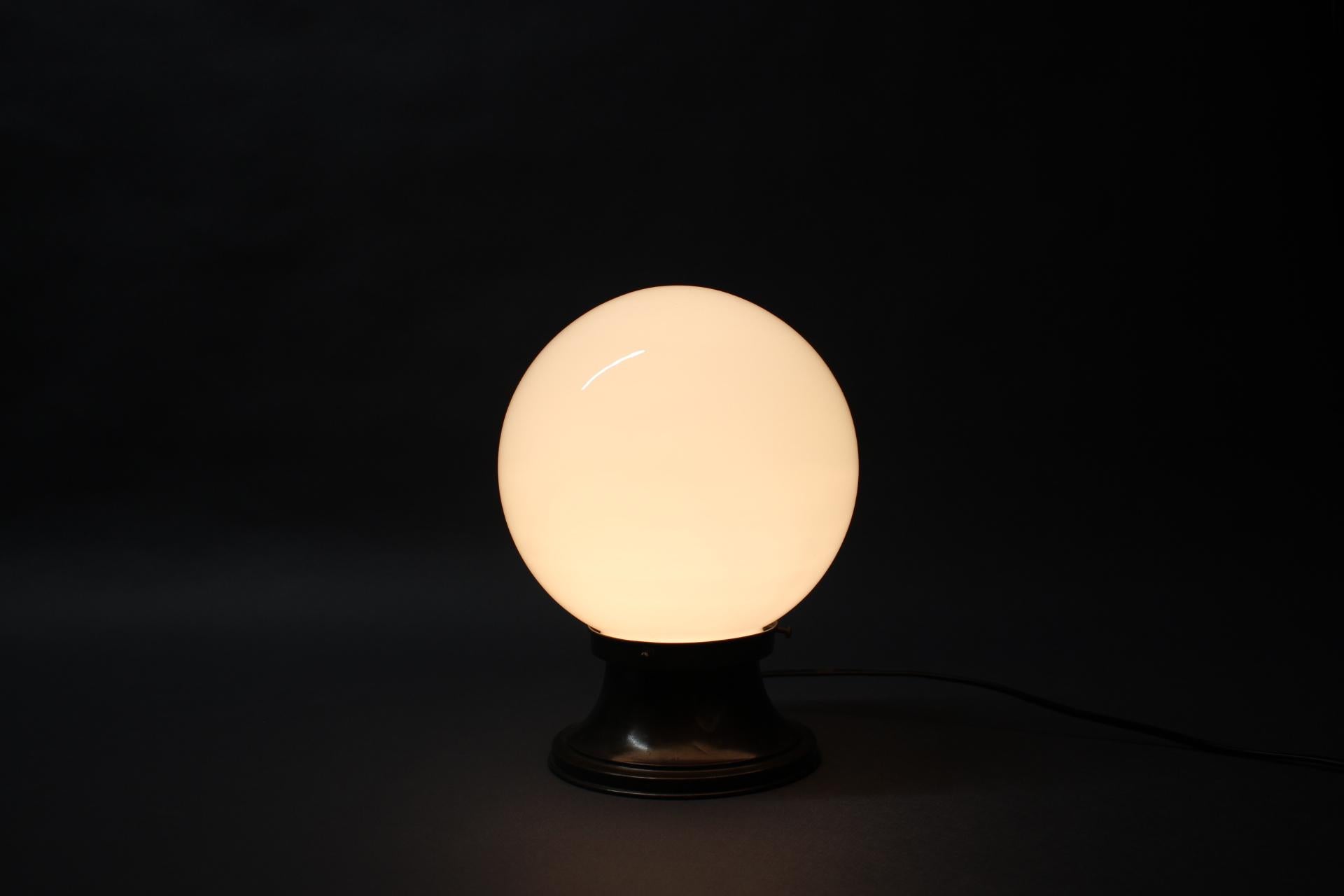 Lampada da soffitto in ottone Art Déco, anni '20 in vendita 3