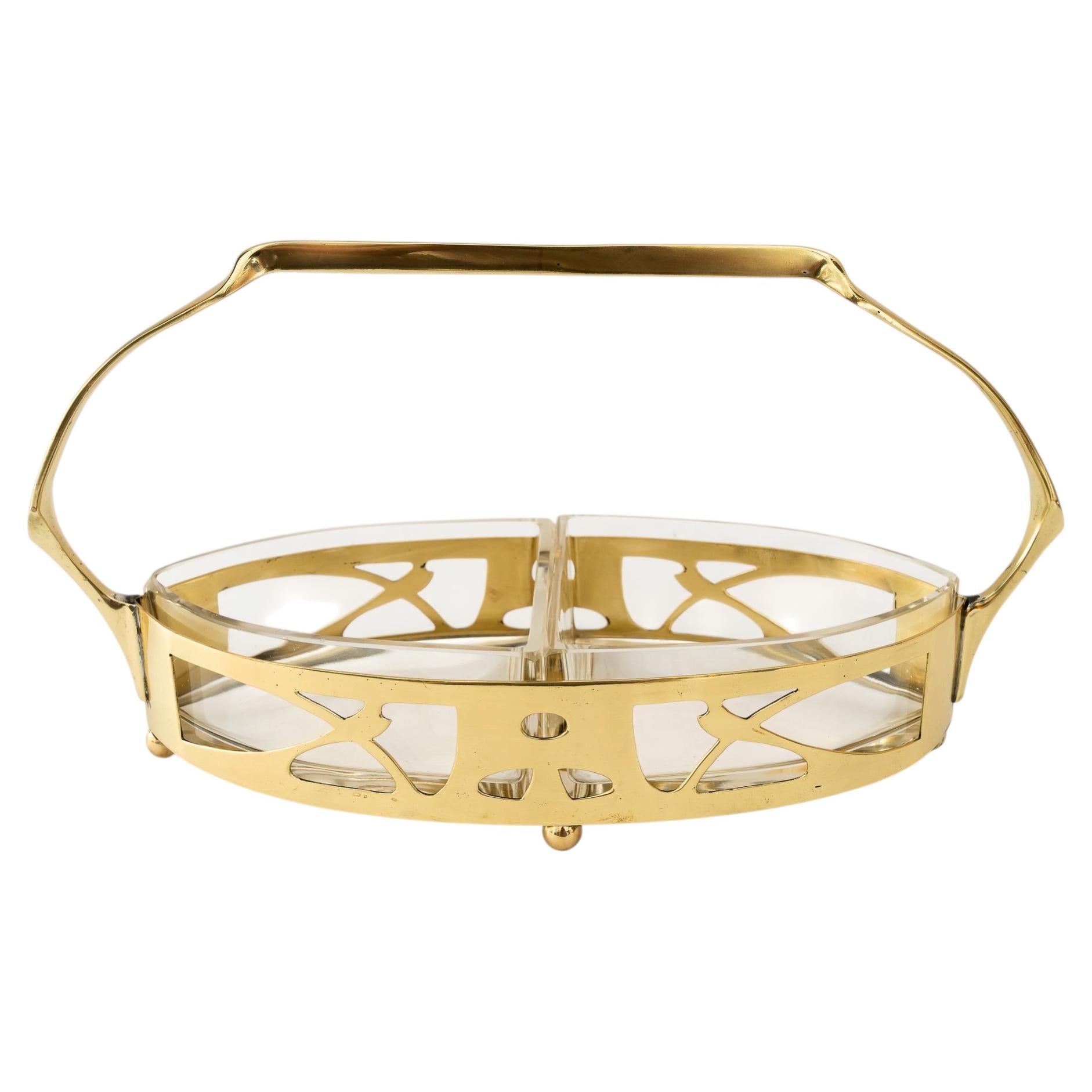 Art deco Messing Tafelaufsatz mit 2 Gläsern wien um 1920s im Angebot