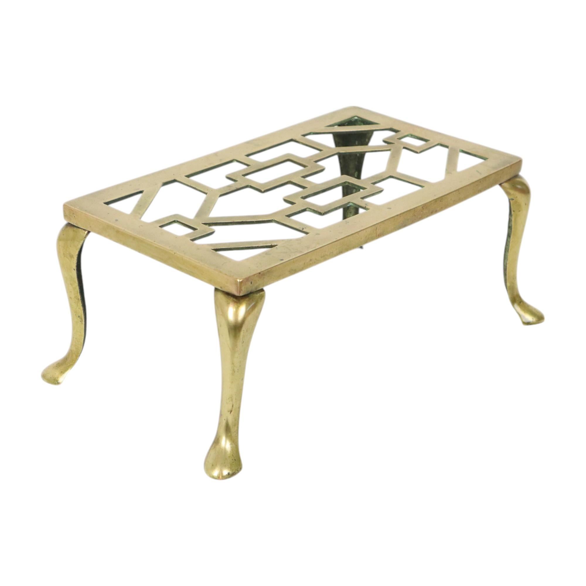 Art Deco Messing Untersetzer Pot Stand im Zustand „Hervorragend“ im Angebot in Poperinge, BE